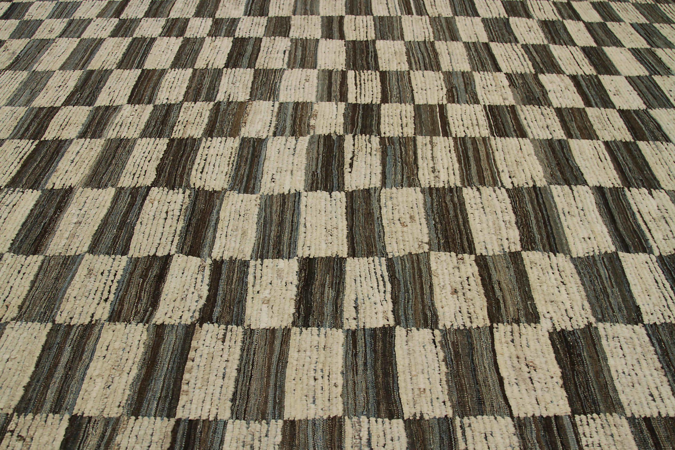 Afghanistan Moroccan Area Rugs Circa 1990 - Wool Brown Ivory Design - 90465 In Excellent Condition For Sale In Dallas, TX