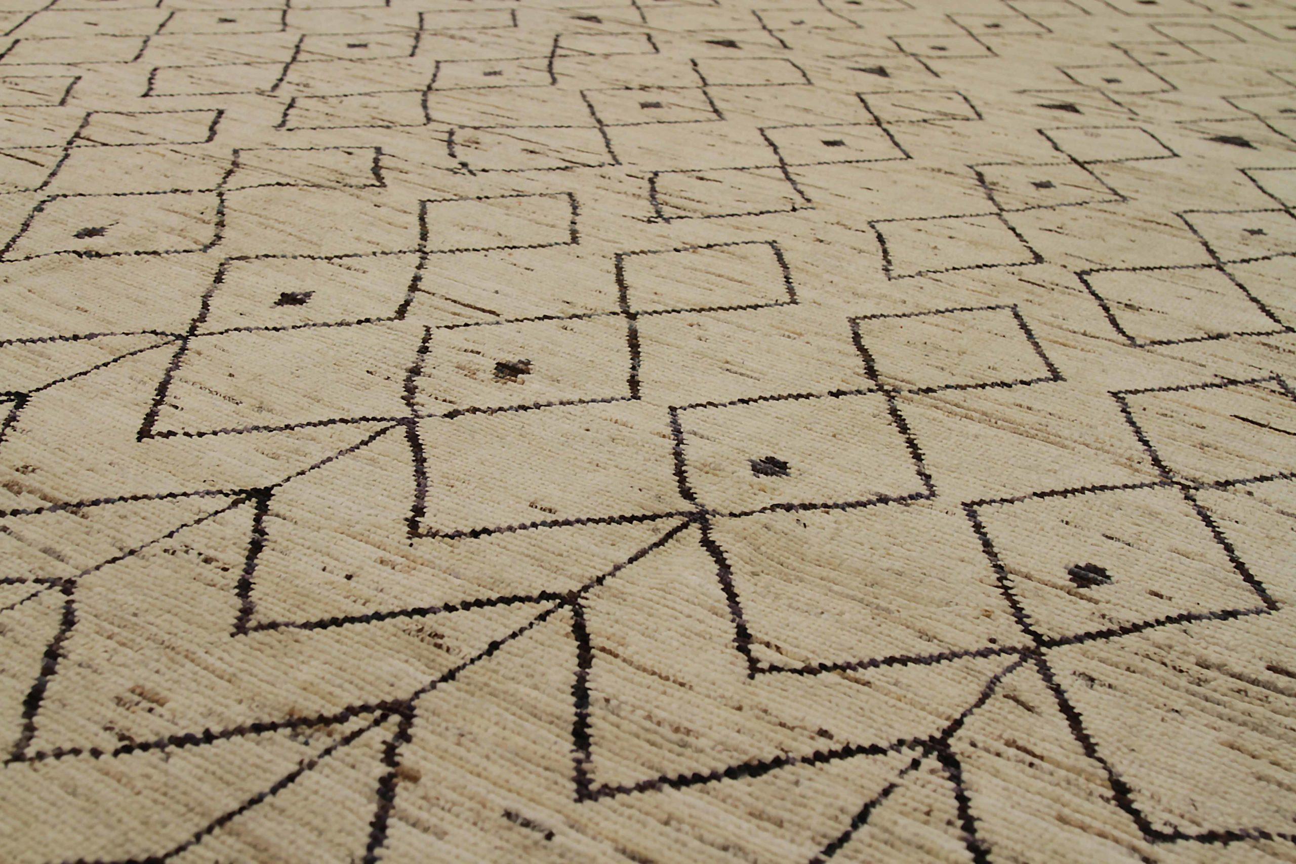 20th Century Afghanistan Moroccan Area Rugs Circa 1990 - Wool Brown Ivory Design - 90563 For Sale