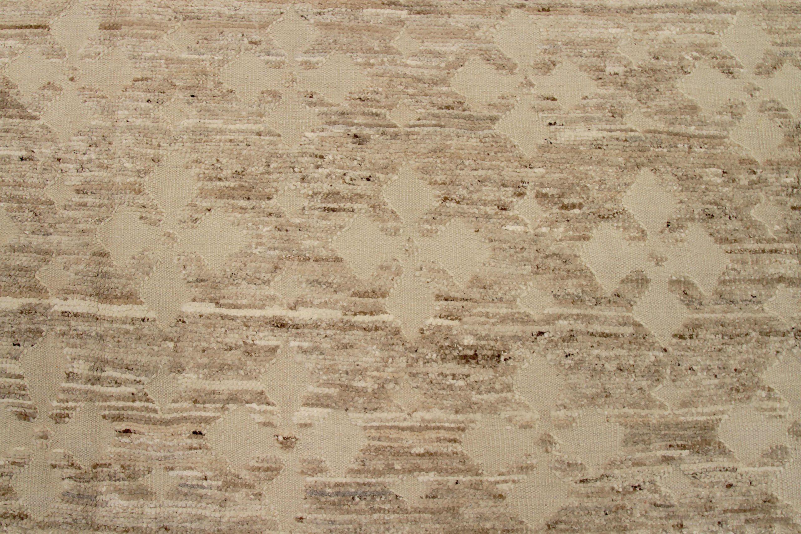 20ième siècle Afghanistan Tapis de zone marocain Circa 1990 - Laine Brown Ivory Design - 92218 en vente