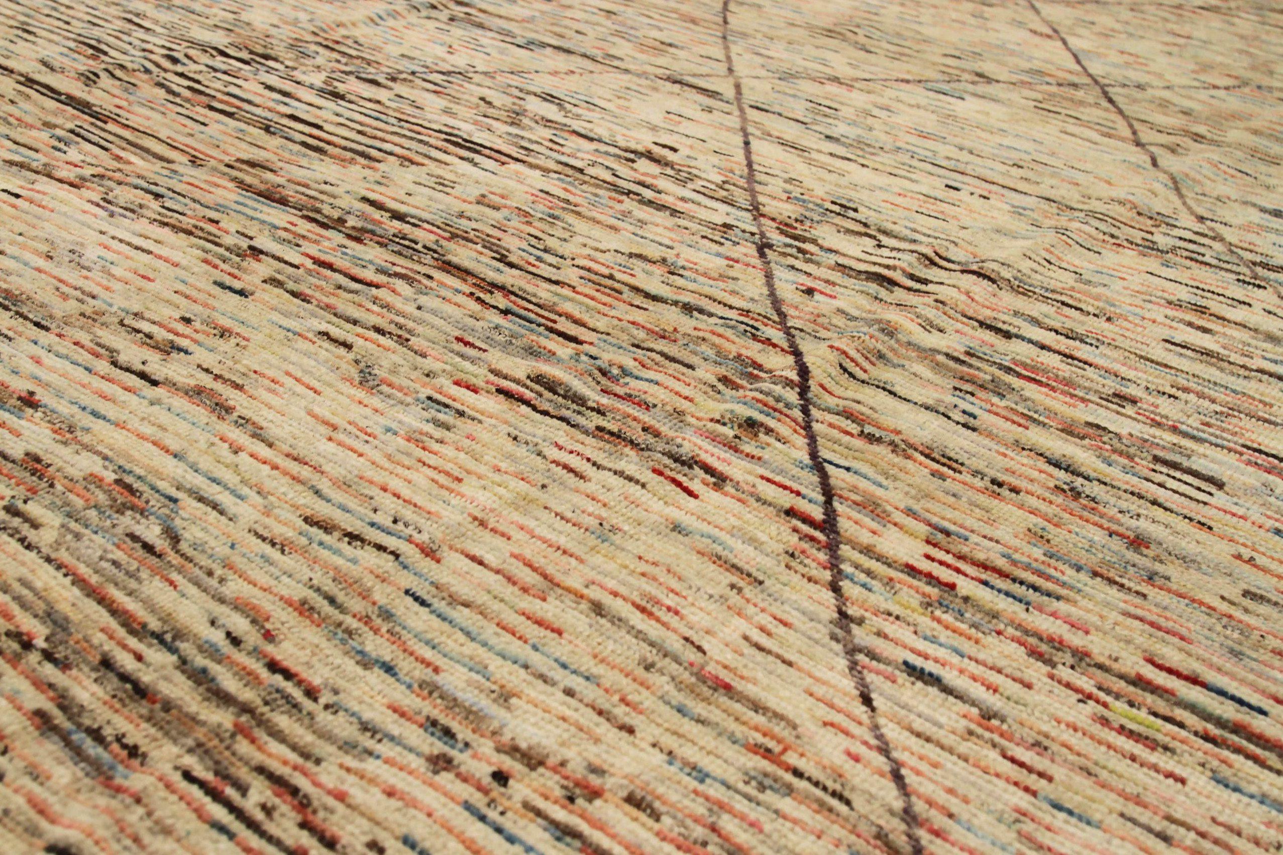 20th Century Afghanistan Moroccan Area Rugs Circa 1990 - Wool Brown Ivory Pink Design - 90440 For Sale