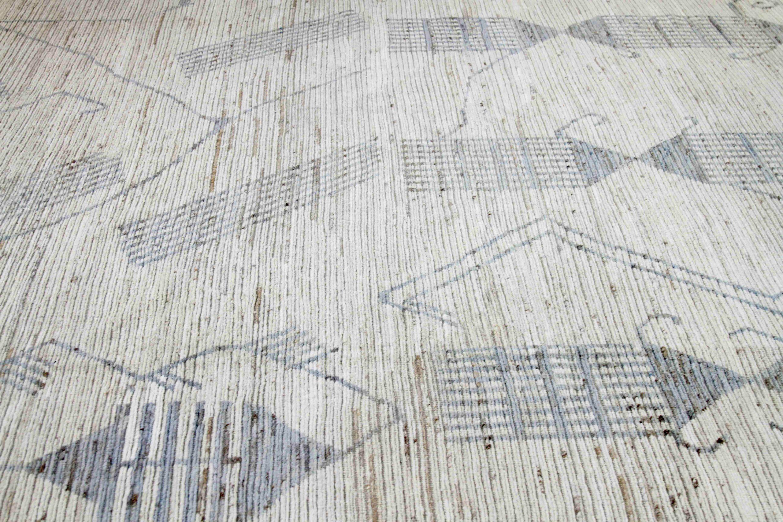 20th Century Afghanistan Moroccan Area Rugs Circa 1990 - Wool Gray Ivory Design - 89917 For Sale