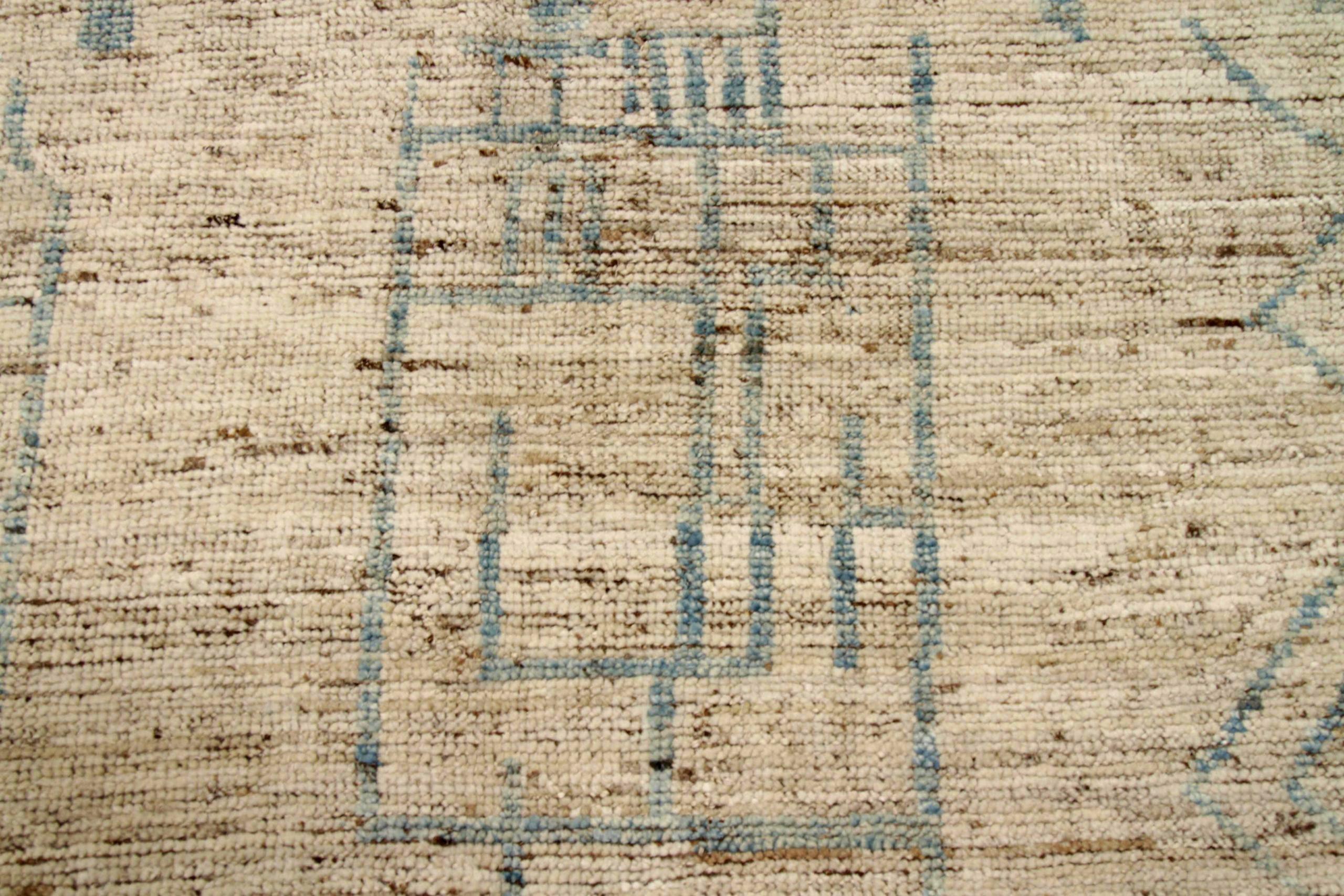 Afghanistan Moroccan Area Rugs Circa 1990 - Wool Gray Ivory Design - 90580 For Sale 1