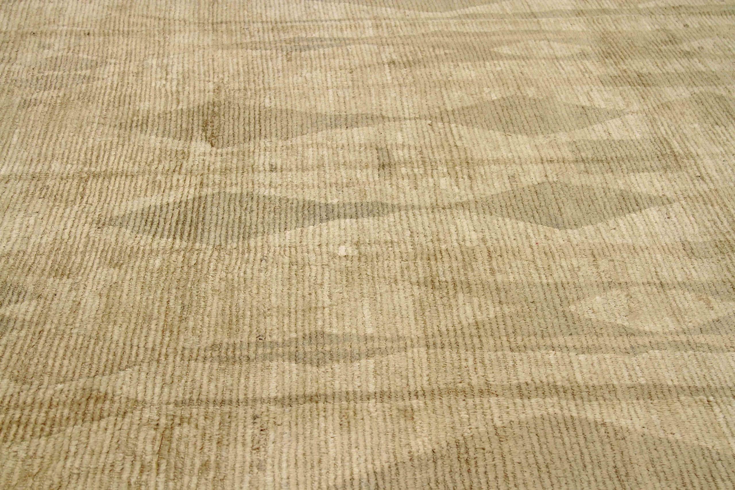 Alfombras marroquíes de Afganistán Circa 1990 - Lana Verde Diseño Marfil - 90405 en Excelente estado para la venta en Dallas, TX