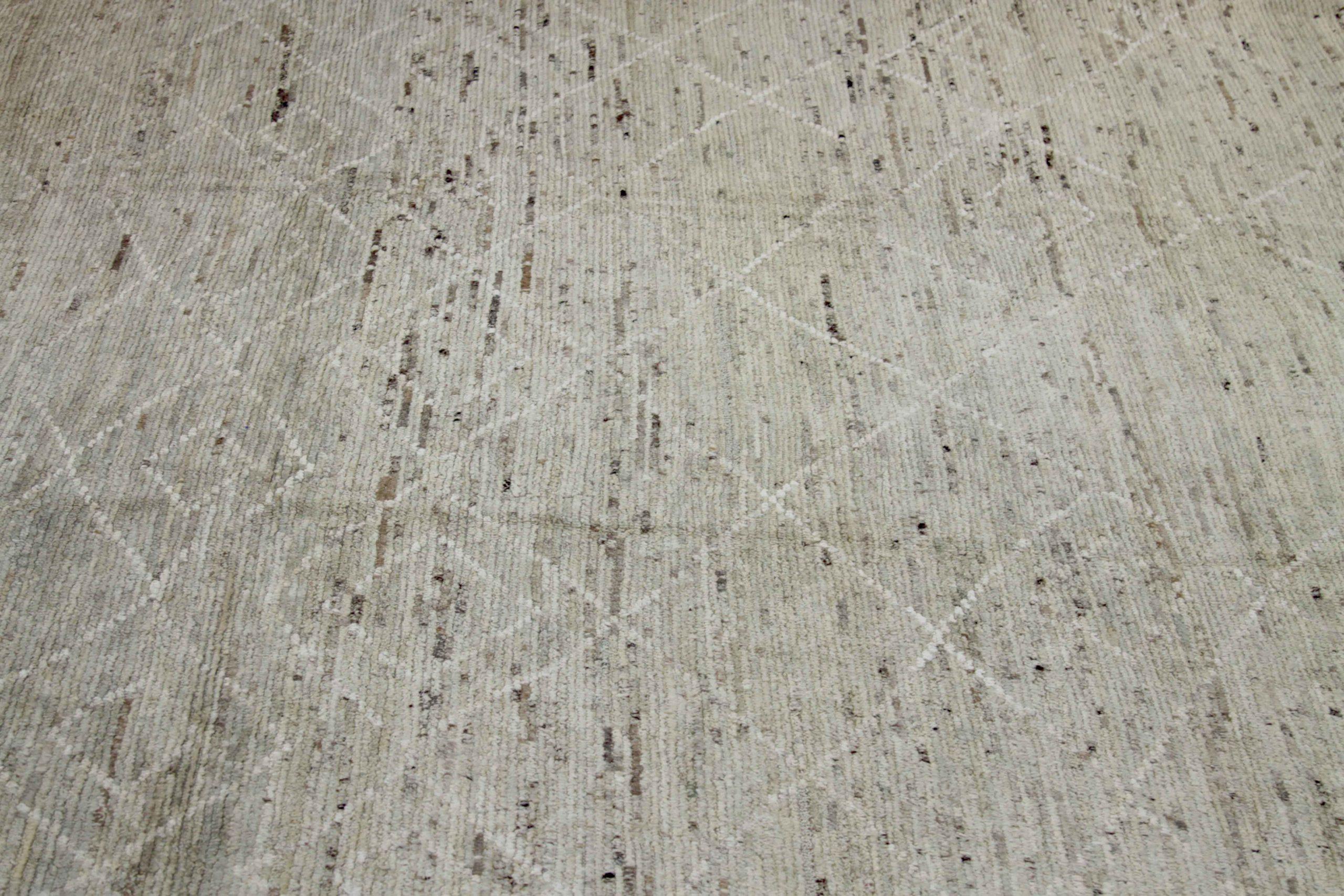 Marokkanische Afghanistan-Teppiche Circa 1990 - Wolle Elfenbein Design - 89809 im Zustand „Hervorragend“ im Angebot in Dallas, TX