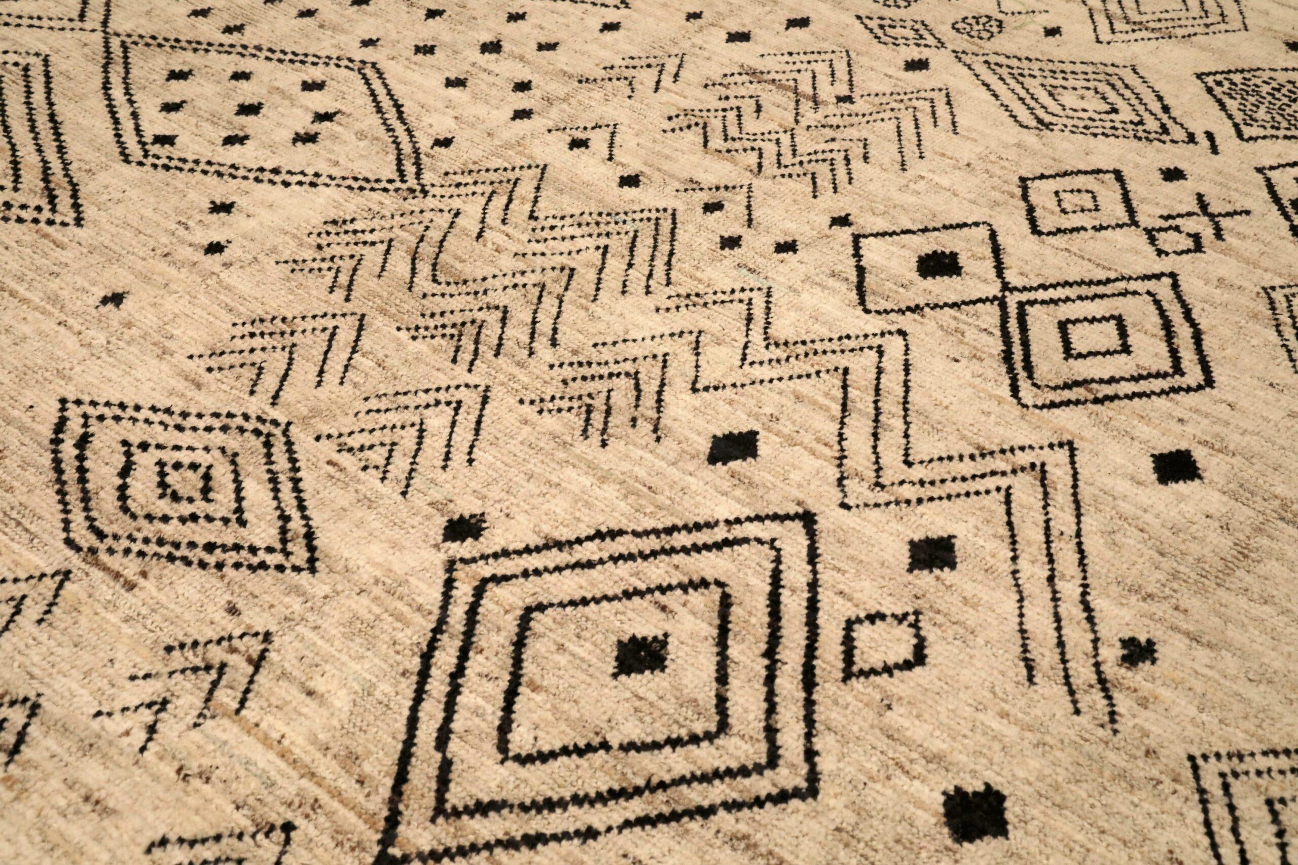Afghanistan Marokkanische Teppiche - Wolle Braun Elfenbein Design - 96454 (Stammeskunst) im Angebot