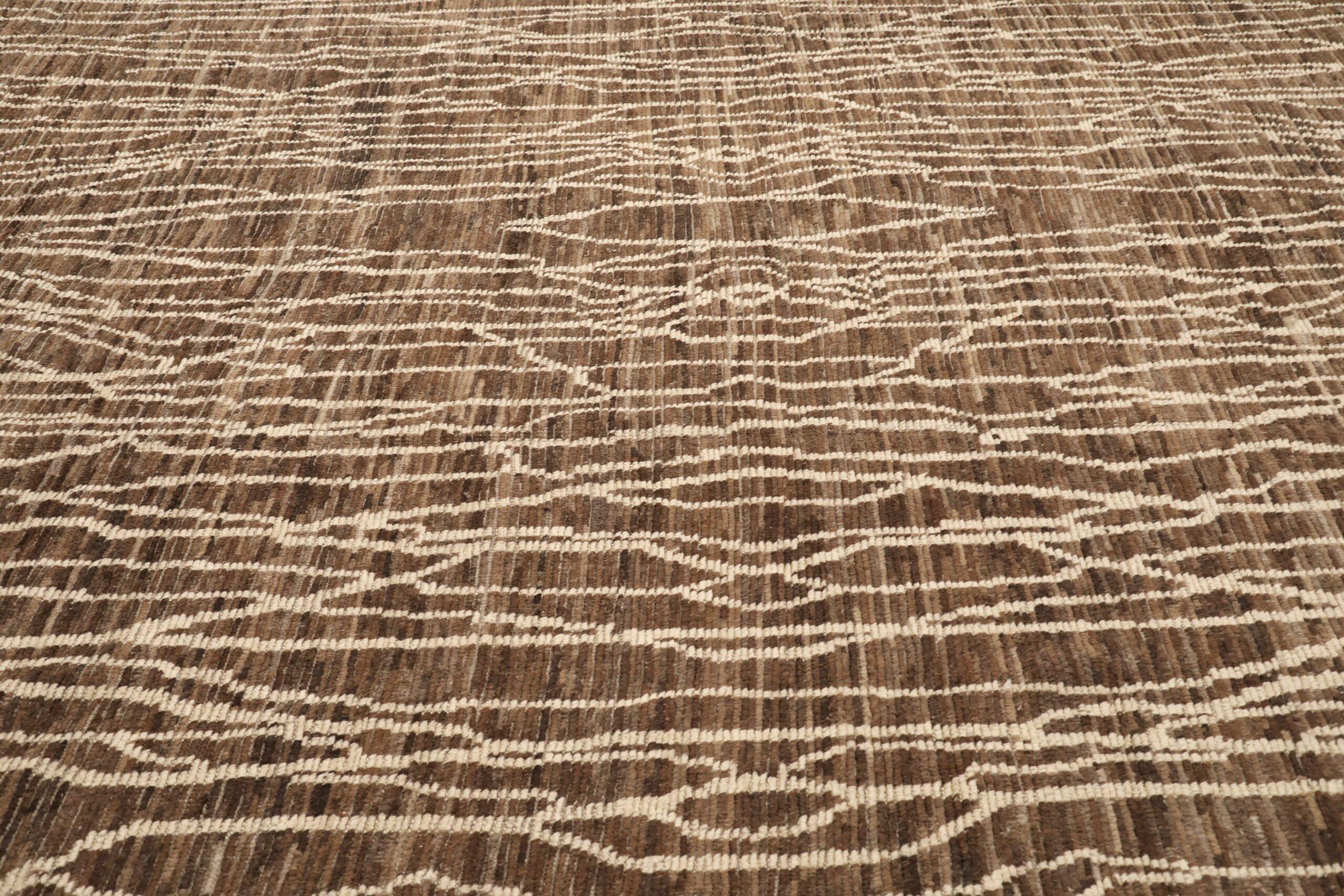 20th Century Afghanistan Moroccan Area Rugs - Wool Brown Ivory Design - 96488 For Sale