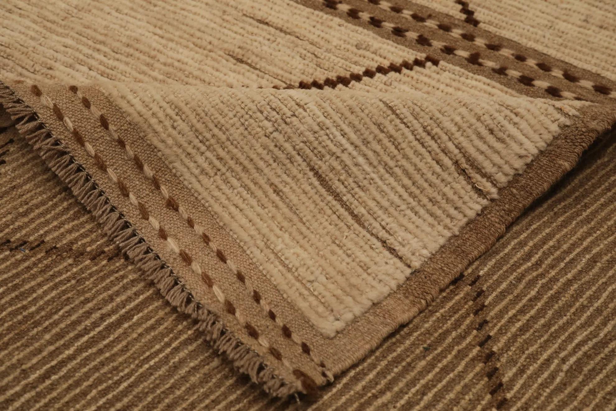 Afghanistan Tapis de sol marocain - Laine Brown Design/One - 98443 Excellent état - En vente à Dallas, TX
