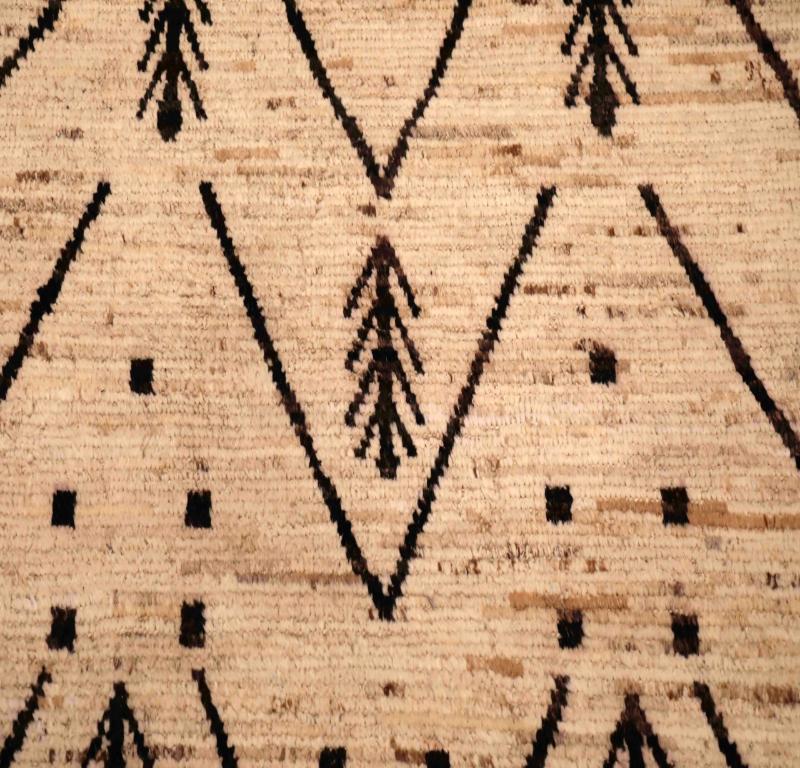 Marokkanische Teppiche aus Afghanistan - Wolle in elfenbeinfarbenem Design - 96380 (Stammeskunst) im Angebot