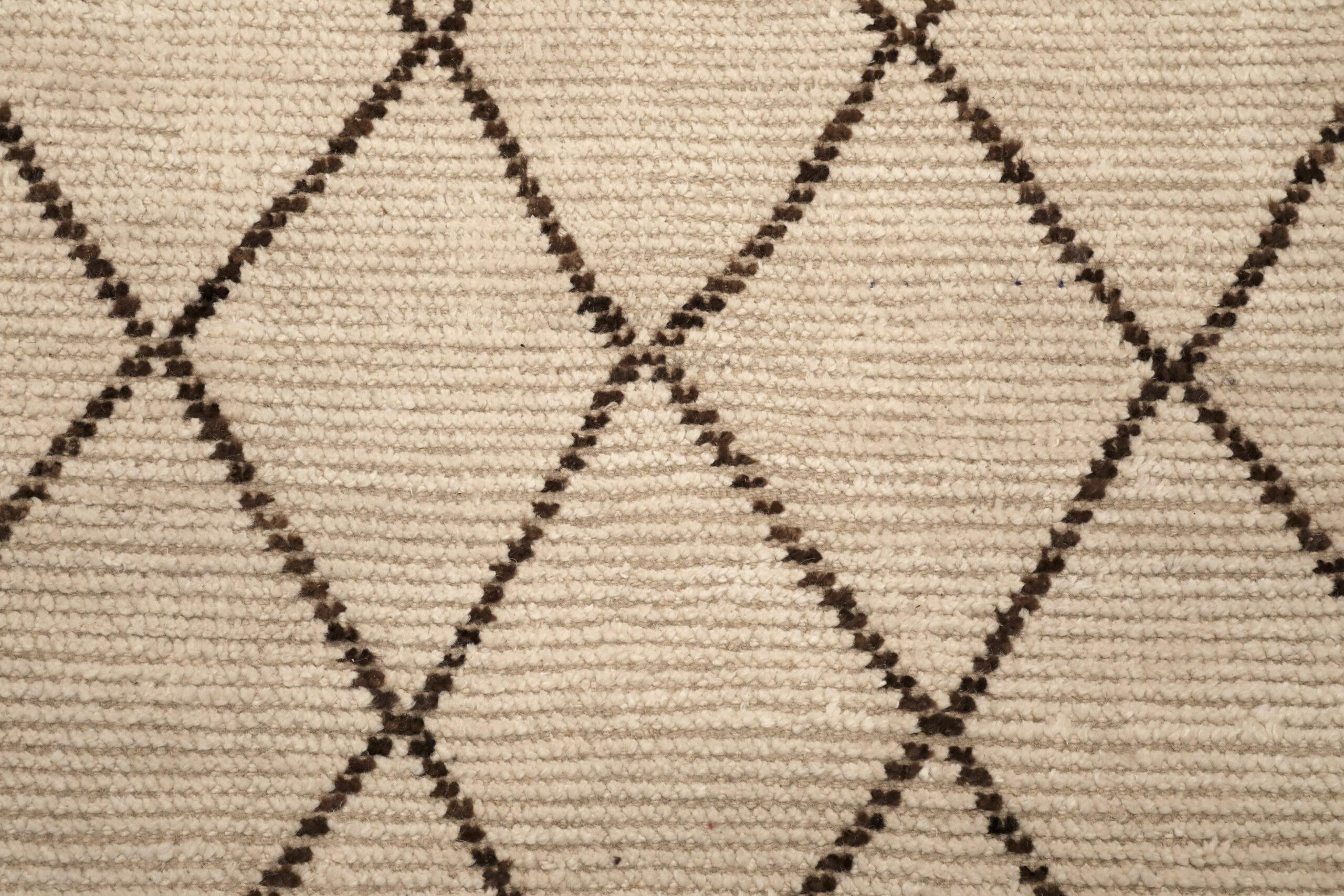 Marokkanische Teppiche aus Afghanistan - Wolle in elfenbeinfarbenem Design - 96475 (Afghanisch) im Angebot