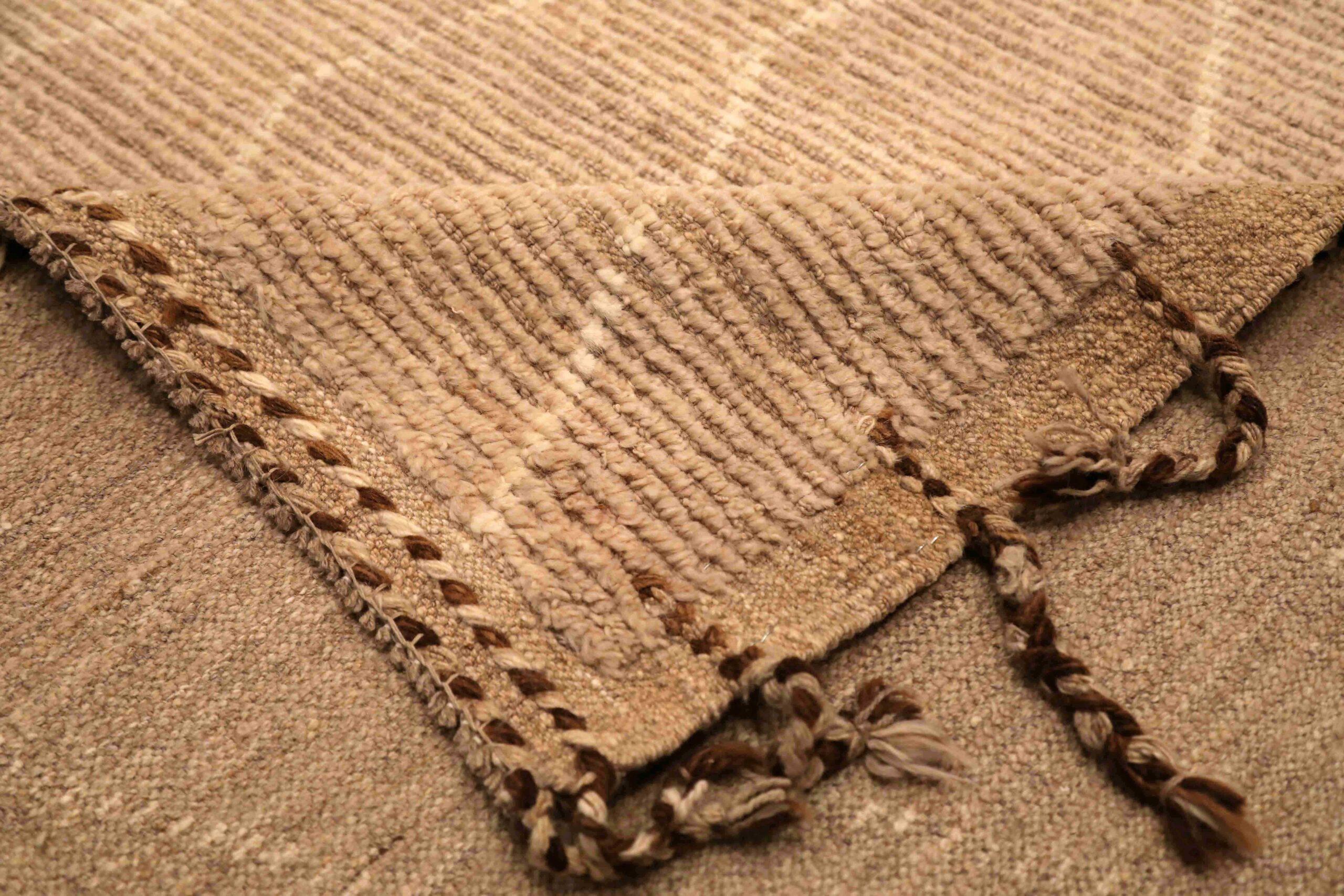Marokkanische Teppiche aus Afghanistan - Wolle, elfenbeinfarben, taupefarben, Design - 96426 (Stammeskunst) im Angebot