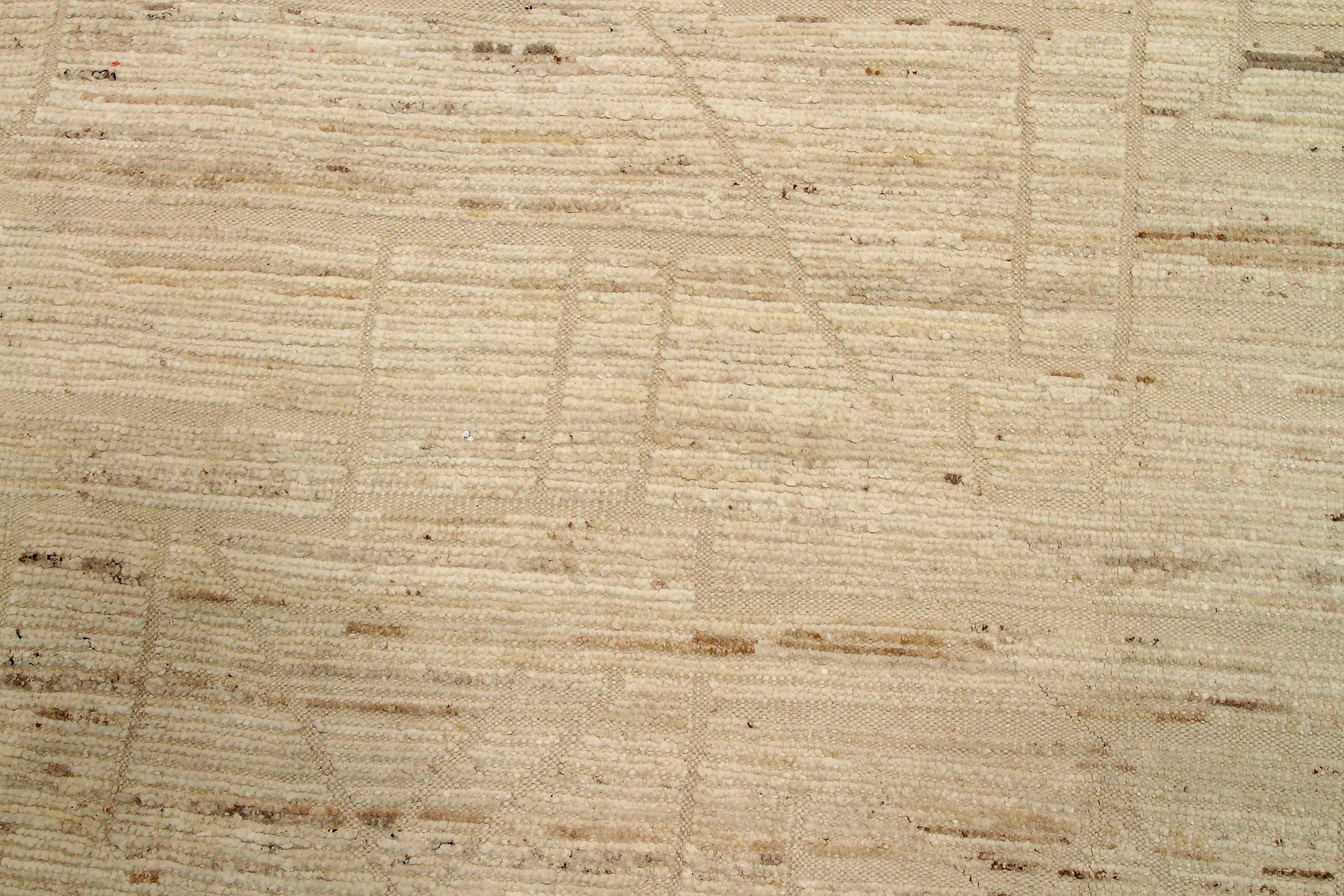 Marokkanischer Over Size-Teppich aus Afghanistan in Übergröße um 1990 - Wolle in Taupe Design - 92169 im Zustand „Hervorragend“ im Angebot in Dallas, TX