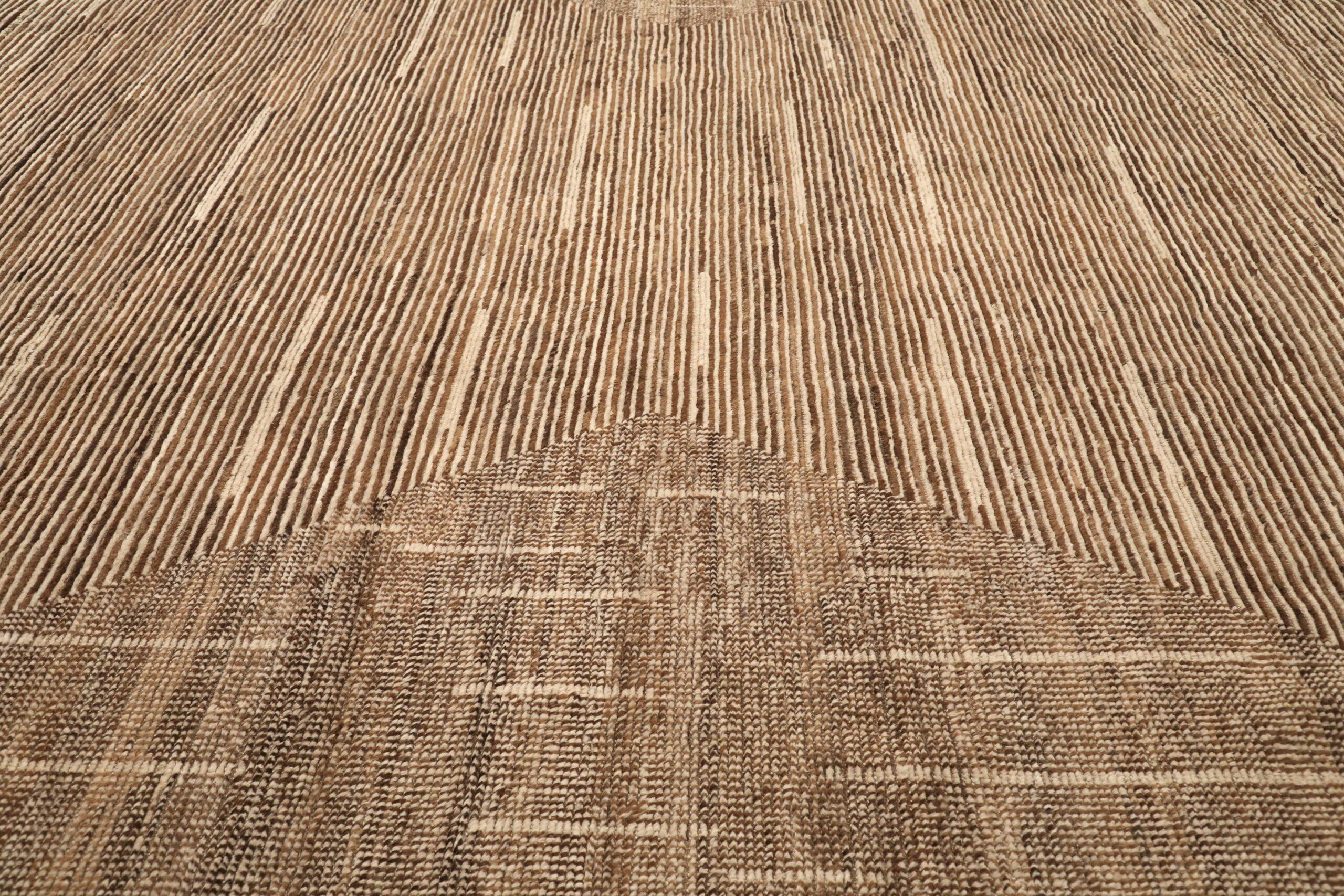 Tribal Afghanistan Moroccan Over Size Rug - Wool Brown Design - 96489 For Sale