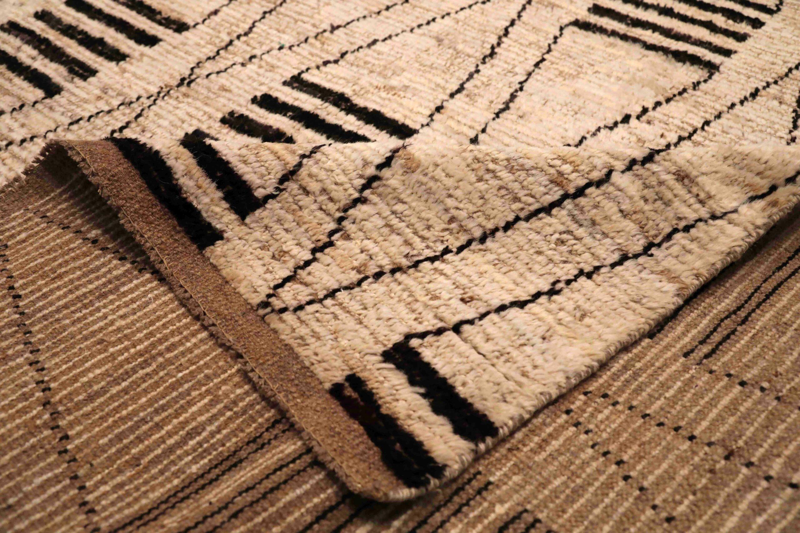 Afghanistan Marokkanisch Over Size Teppich - Wolle Elfenbein Design - 96331 (Handgeknüpft) im Angebot