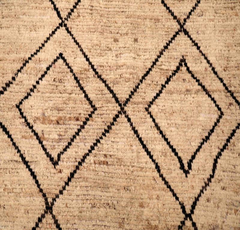 Afghanistan Marokkanisch Over Size Teppich - Wolle Elfenbein Design - 96334 (Stammeskunst) im Angebot