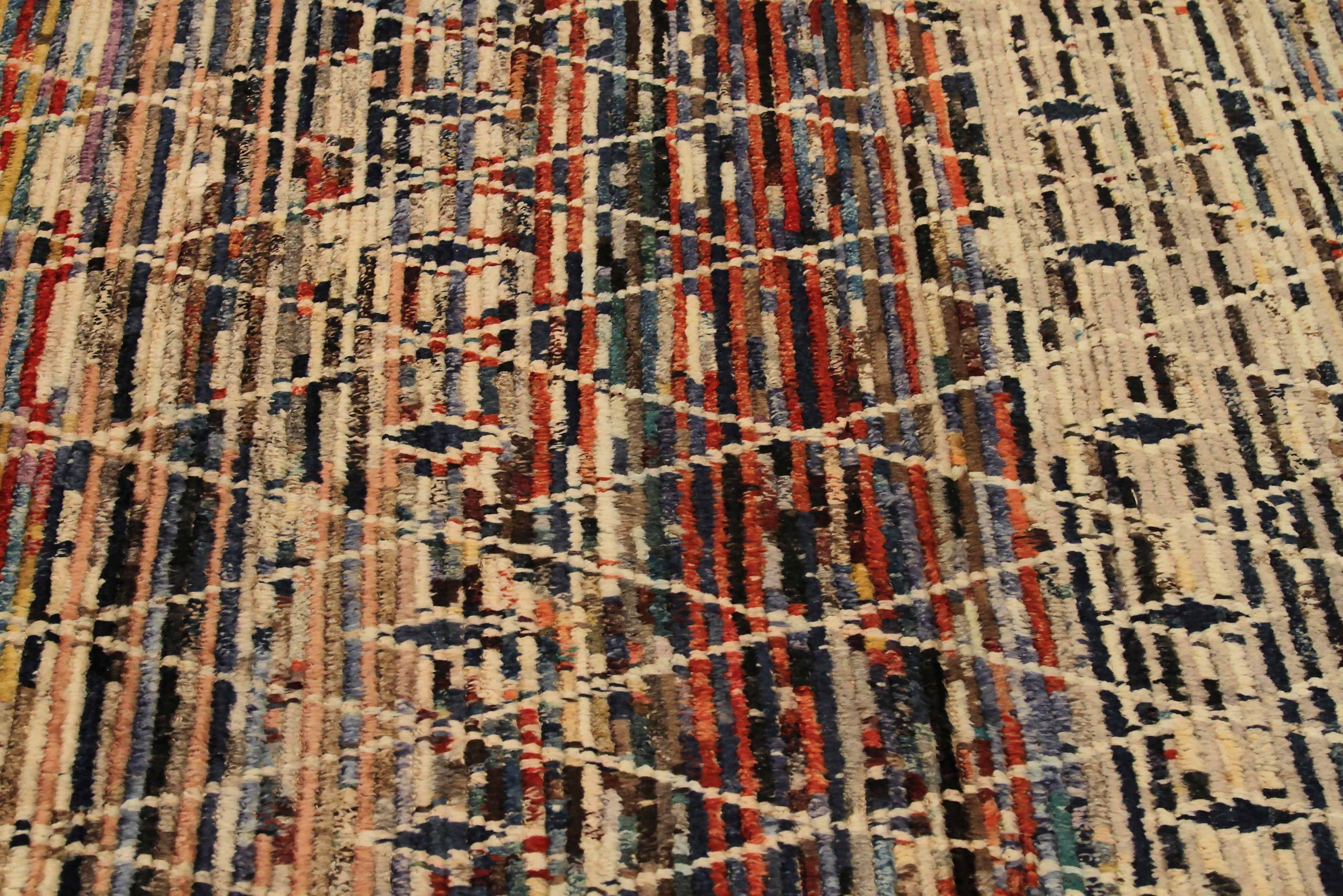 Afghano Tappeto marocchino dell'Afghanistan CIRCA 1990 - Disegno in lana blu avorio rosso - 90417 in vendita