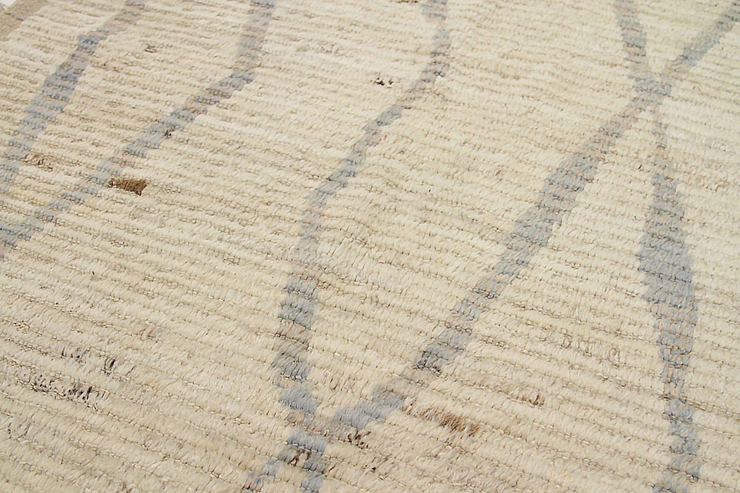 Tappeto marocchino dell'Afghanistan CIRCA 1990 - Disegno in lana grigio avorio - 92295 In condizioni ottime in vendita a Dallas, TX