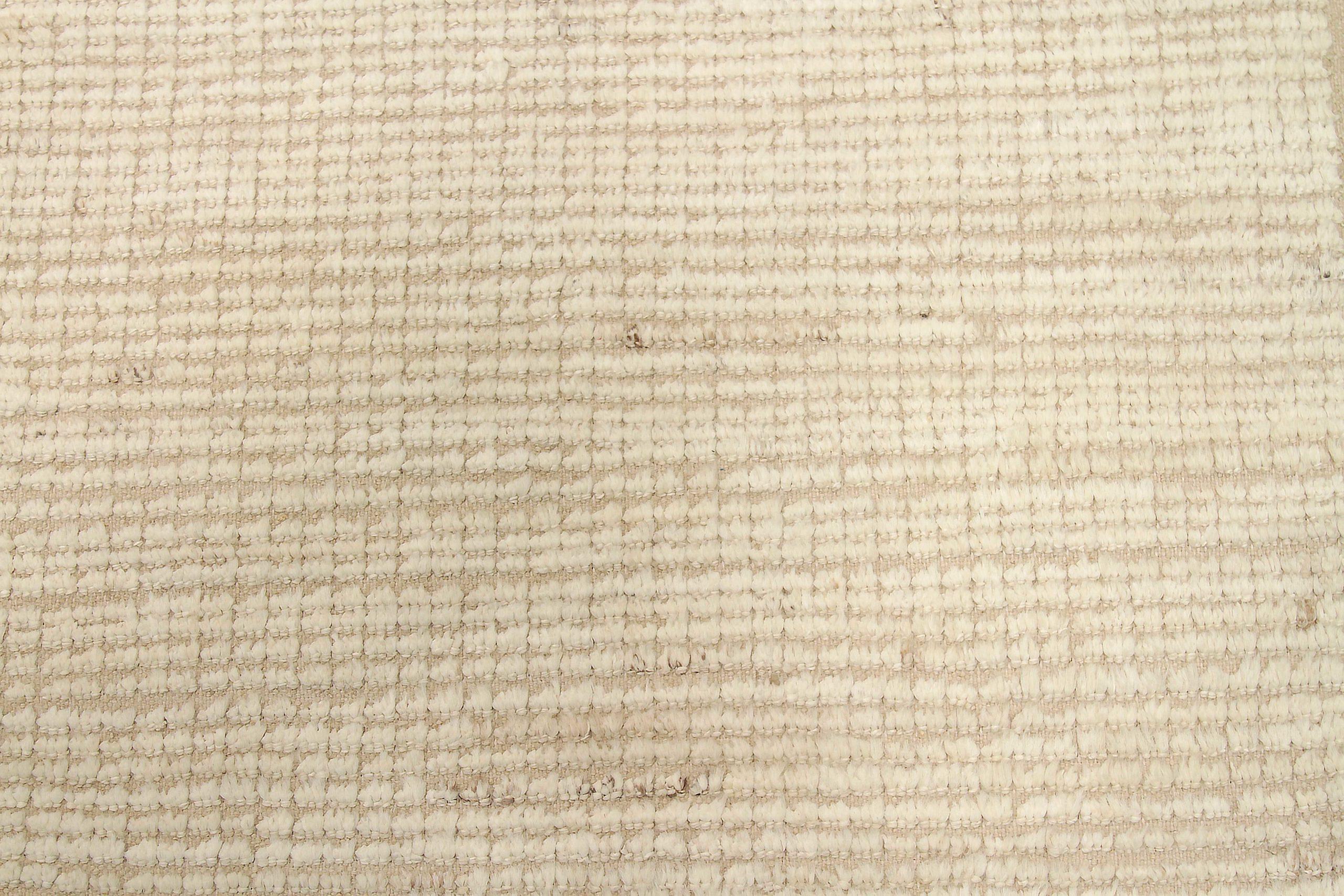 Marokkanischer Afghanistan-Läufer Circa 1990 - Wolle Elfenbein Design - 92253 im Zustand „Hervorragend“ im Angebot in Dallas, TX