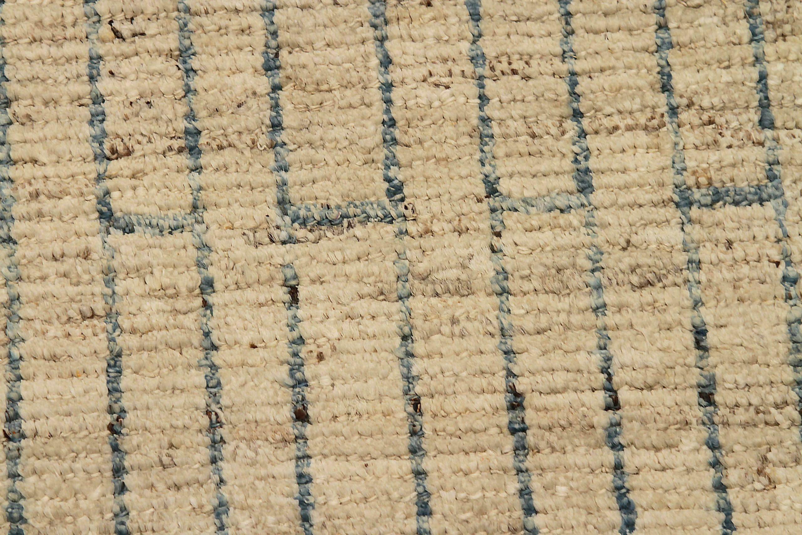 Tapis de course marocain d'Afghanistan, motif bleu ivoire en laine - 90475 Excellent état - En vente à Dallas, TX