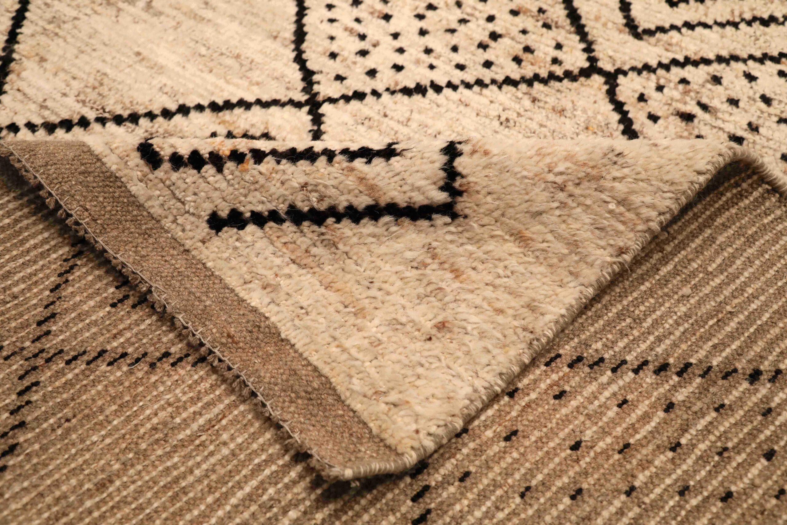 Tribale Tappeto Afghanistan Moroccan Runner - Design Lana Marrone Avorio - 96353 in vendita
