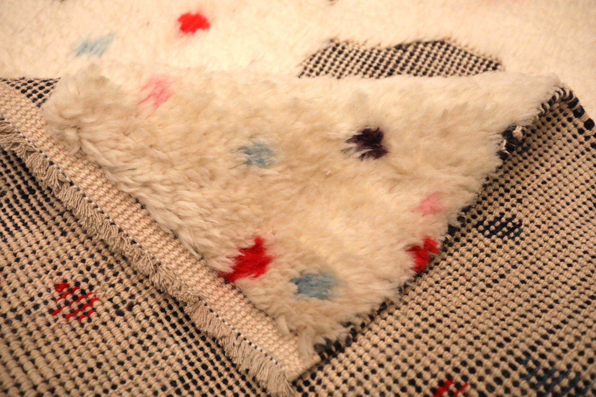 Marokkanischer kleiner Afghanistan-Teppich - Wolle Elfenbeinrot Design - 93599 im Zustand „Hervorragend“ im Angebot in Dallas, TX