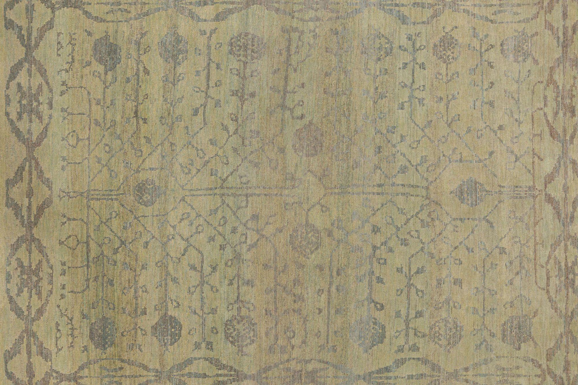 20ième siècle Tapis d'Afghanistan Oushak - Design en laine vert ivoire - 95900 en vente
