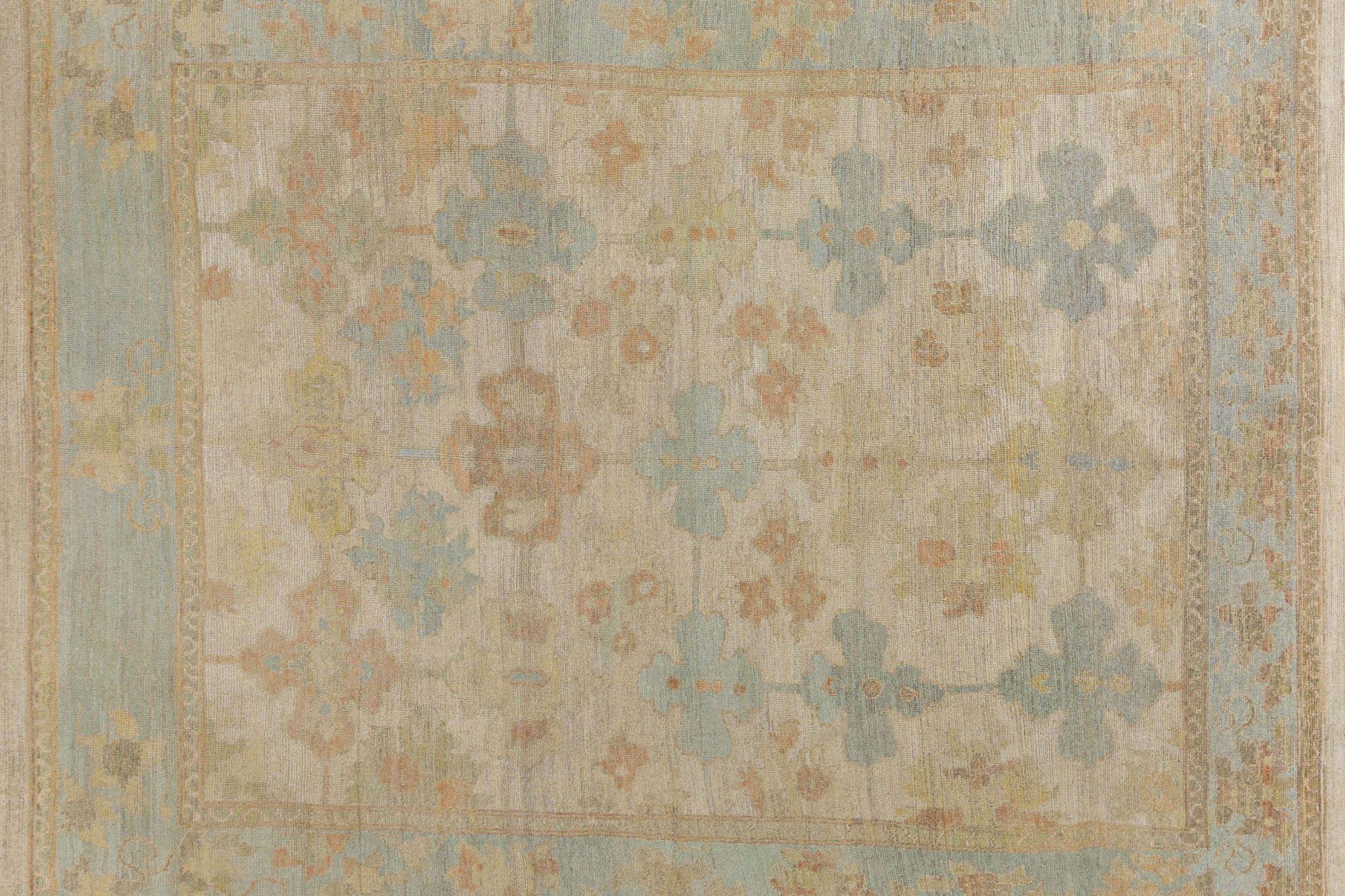 20th Century Afghanistan Oushak Area Rugs - Wool Ivory Design - 95905 For Sale
