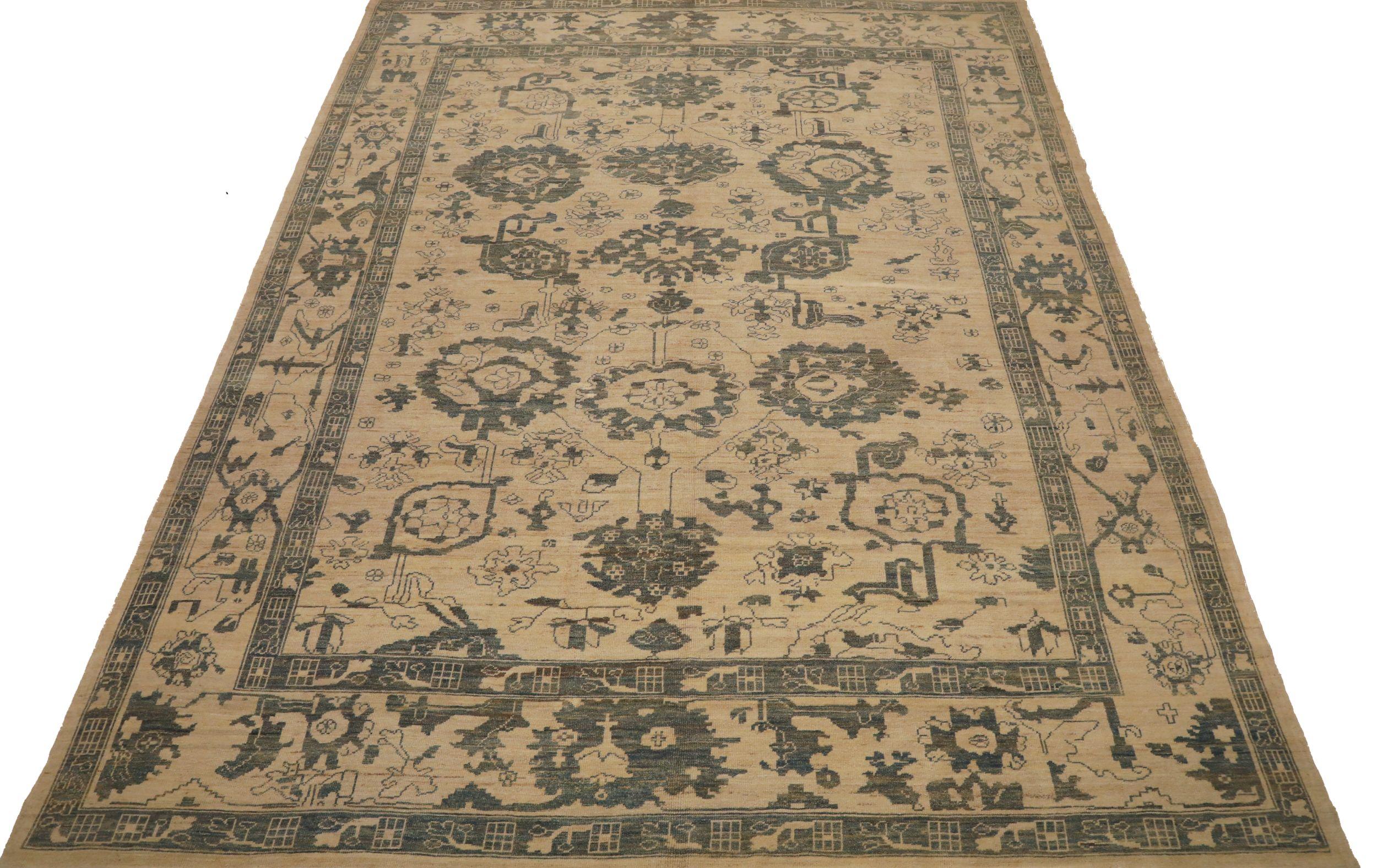 Entdecken Sie die Eleganz von Afghanistan Oushak mit einem übergroßen Teppich von CIRCA 1990. Dieses exklusive Design aus Wolle und Braun-Elfenbein ist perfekt, um Ihren Raum zu verschönern.