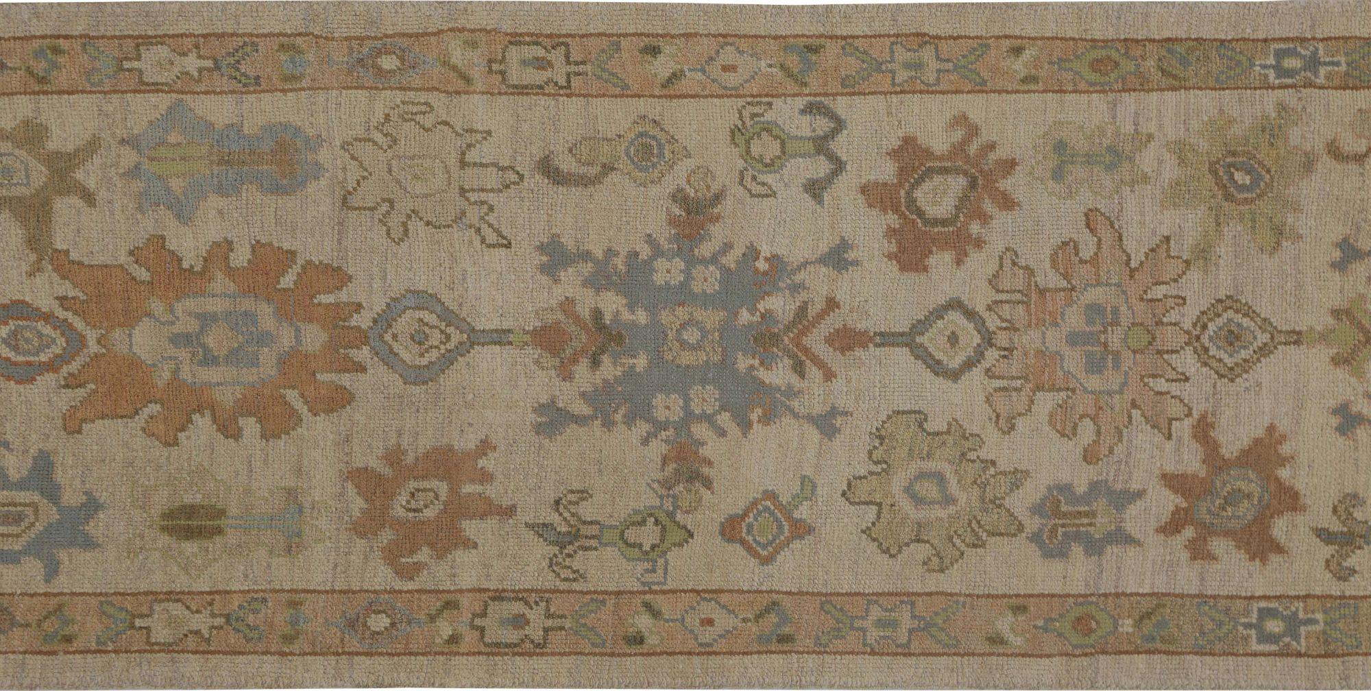 Afghanistan Oushak-Läufer aus Wolle in Elfenbein mit elfenbeinfarbenem Design - 95985 im Zustand „Hervorragend“ im Angebot in Dallas, TX