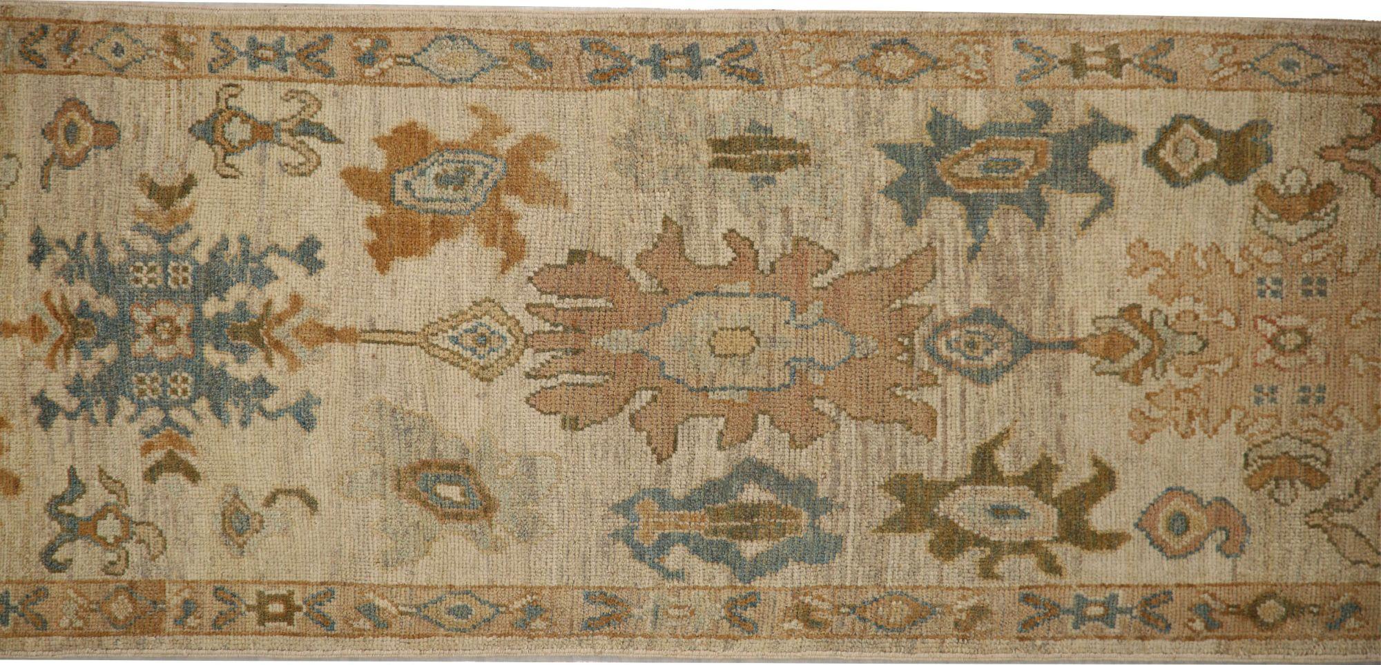 Afghanistan Oushak-Läufer aus Wolle in Elfenbein mit elfenbeinfarbenem Design - 96068 (Stammeskunst) im Angebot