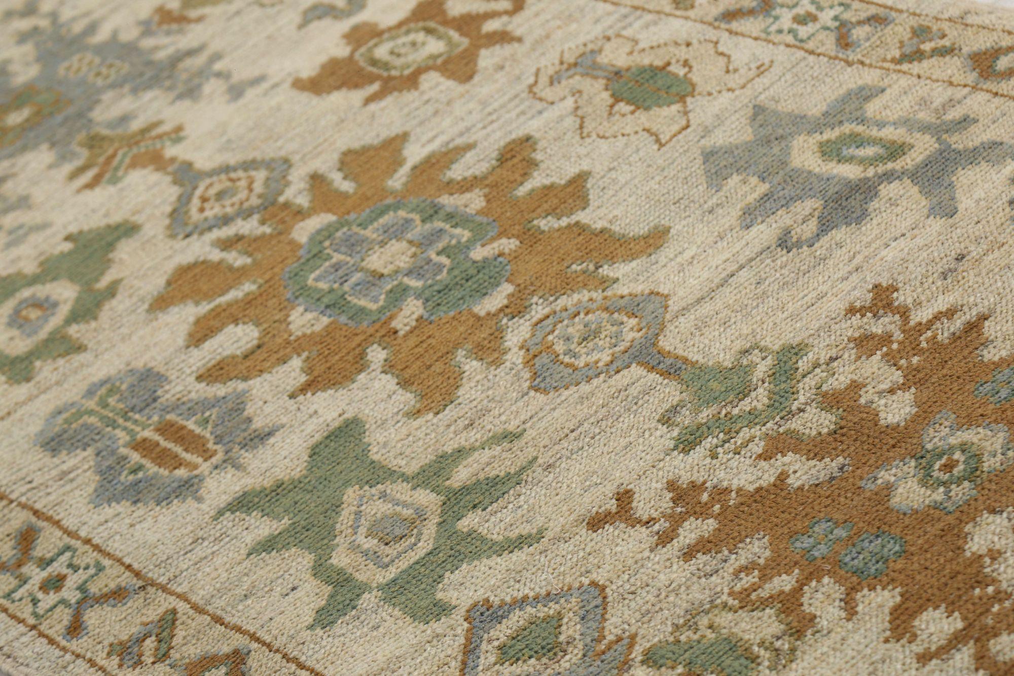 Afghanistan Oushak-Läufer aus Wolle in Elfenbein mit elfenbeinfarbenem Design - 96124 (Stammeskunst) im Angebot