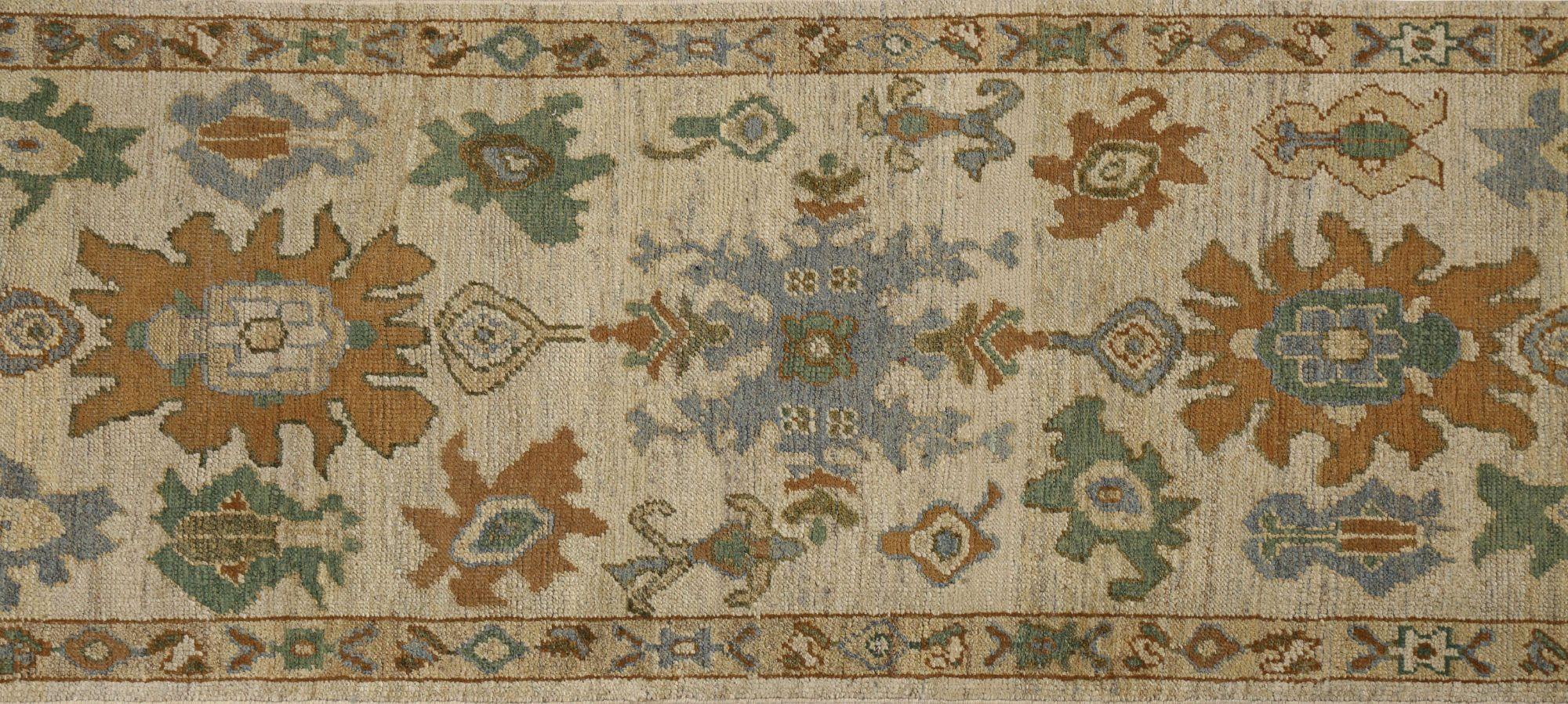 Afghanistan Oushak-Läufer aus Wolle in Elfenbein mit elfenbeinfarbenem Design - 96124 im Zustand „Hervorragend“ im Angebot in Dallas, TX