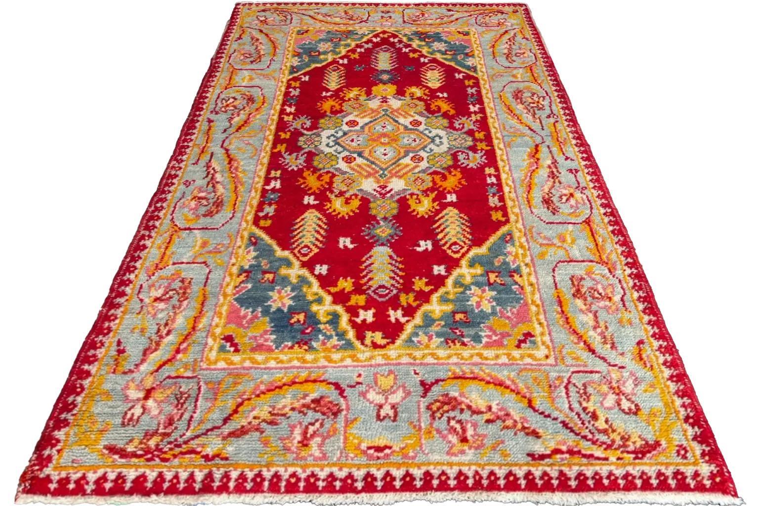 Hand-Woven Turkey Oushak Small Rug Circa 1940 - Wool Blue Red Yellow Design - 92396 For Sale