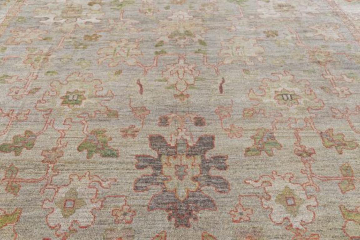 Afghanistan Rose Kollektion Over Size Teppich - Wolle Blau Elfenbein - 90890 (Stammeskunst) im Angebot