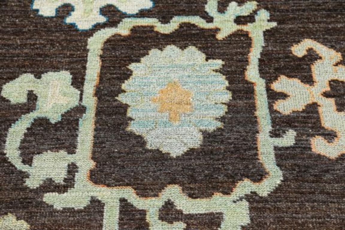 Afghanistan Rose Kollektion Over Size Teppich - Wolle Braun Elfenbein - 90828 im Zustand „Hervorragend“ im Angebot in Dallas, TX