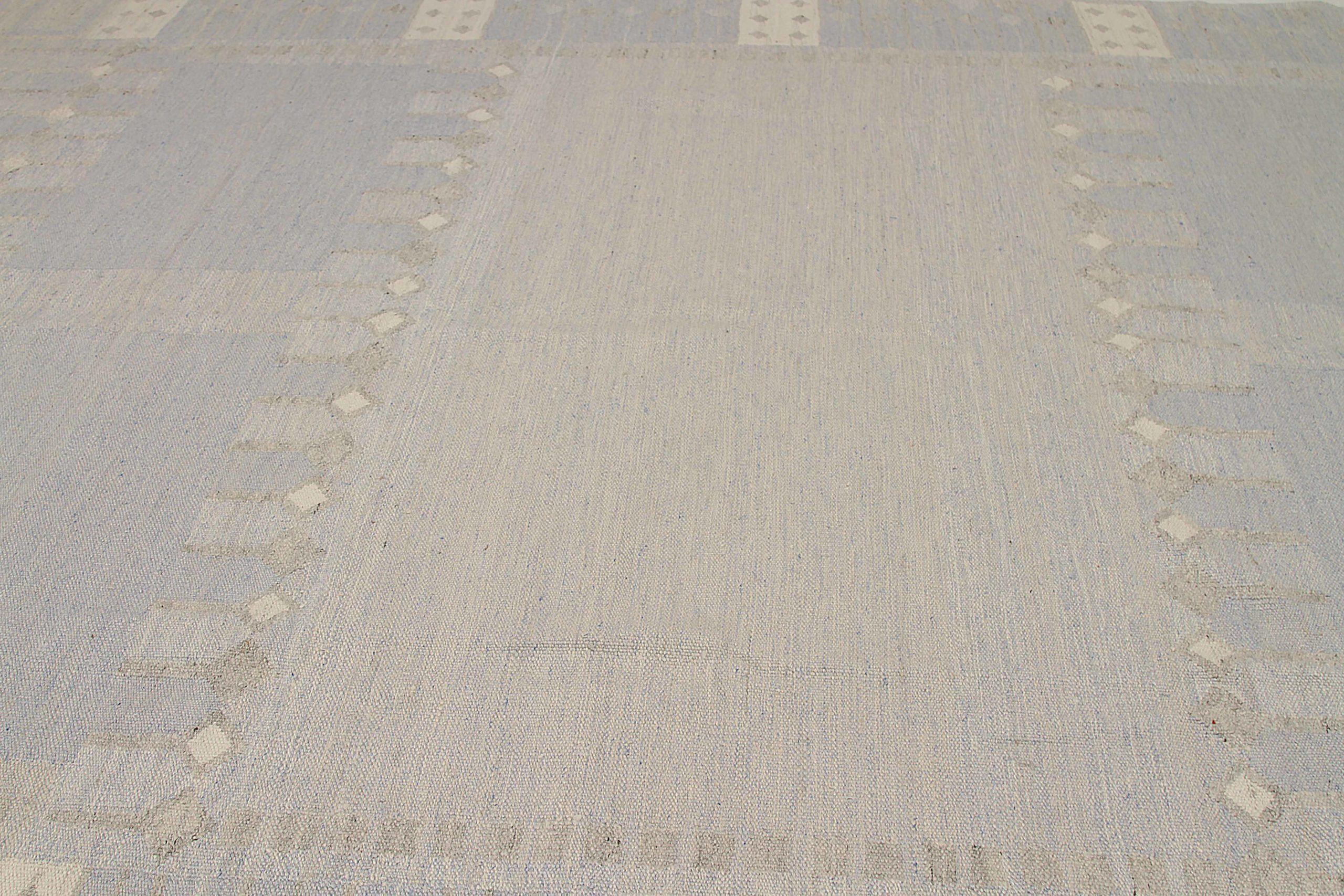 Skandinavische Afghanistan-Teppiche Circa 1990 - Wolle Blau Grau Elfenbein - 92602 im Zustand „Hervorragend“ im Angebot in Dallas, TX