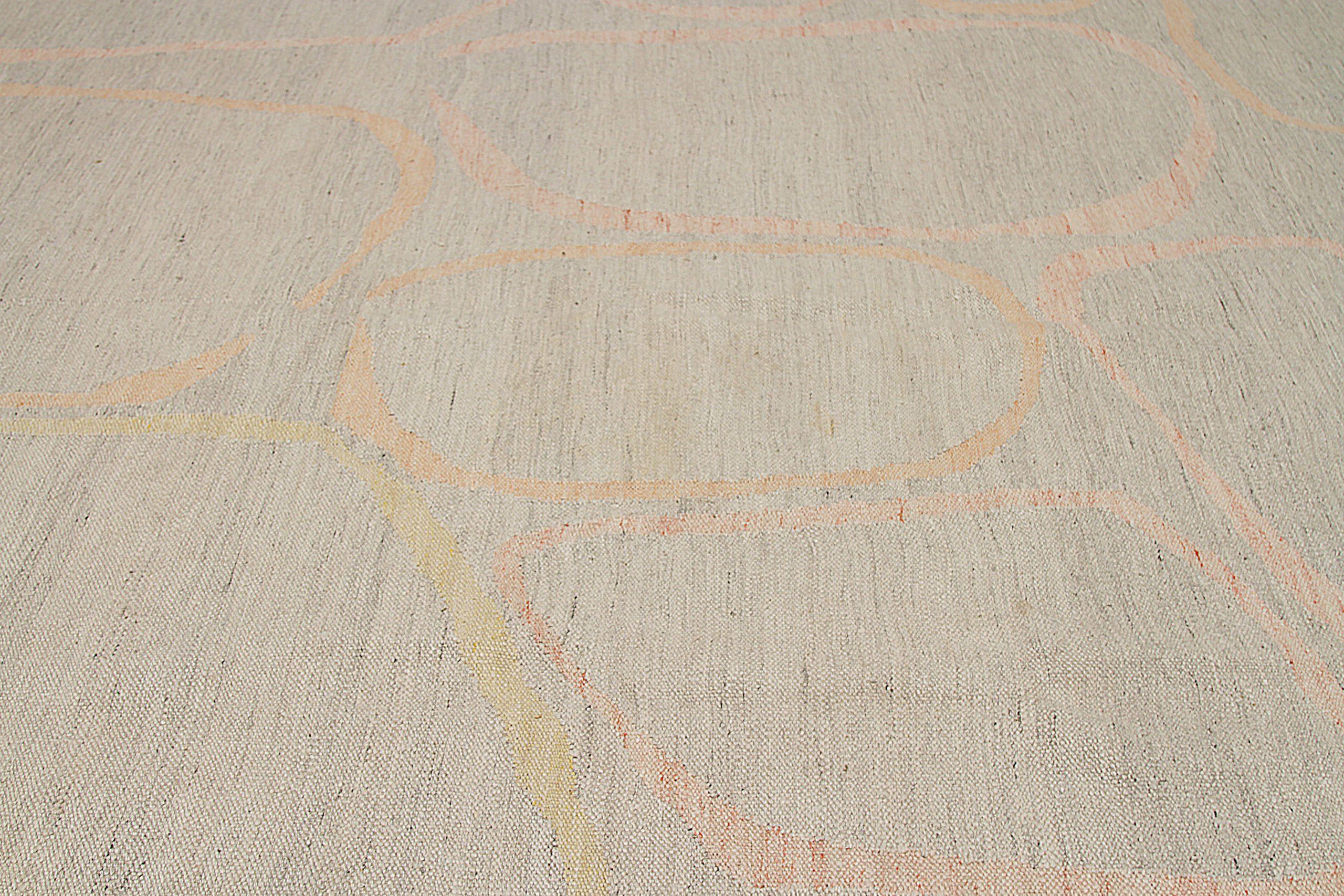 Afghanistan Scandinavian Area Rugs Circa 1990 - Wool Ivory Pink Yellow - 92570 In Excellent Condition For Sale In Dallas, TX