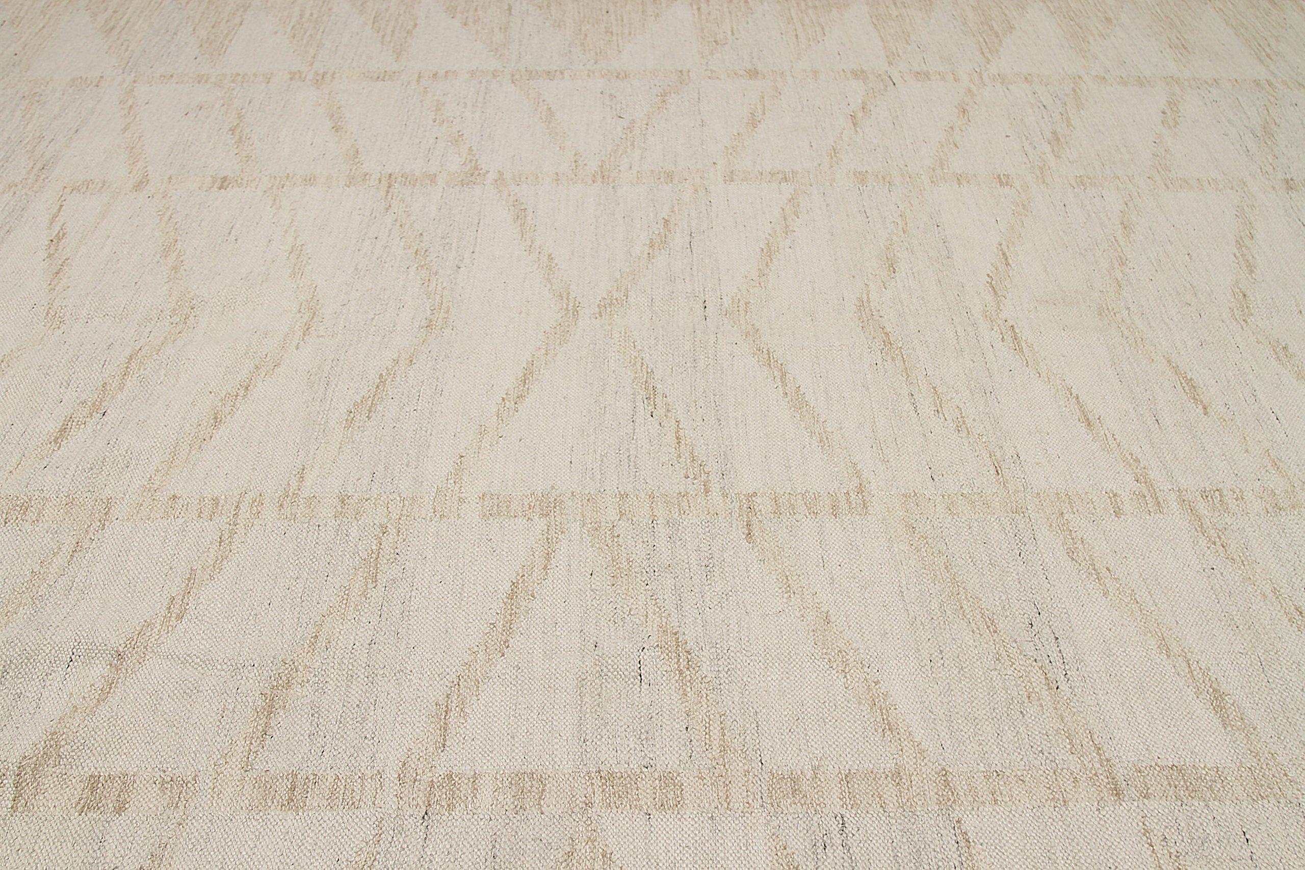 Afganistán Alfombras Escandinavas Circa 1990 - Lana Diseño Topo Marfil - 92576 en Excelente estado para la venta en Dallas, TX