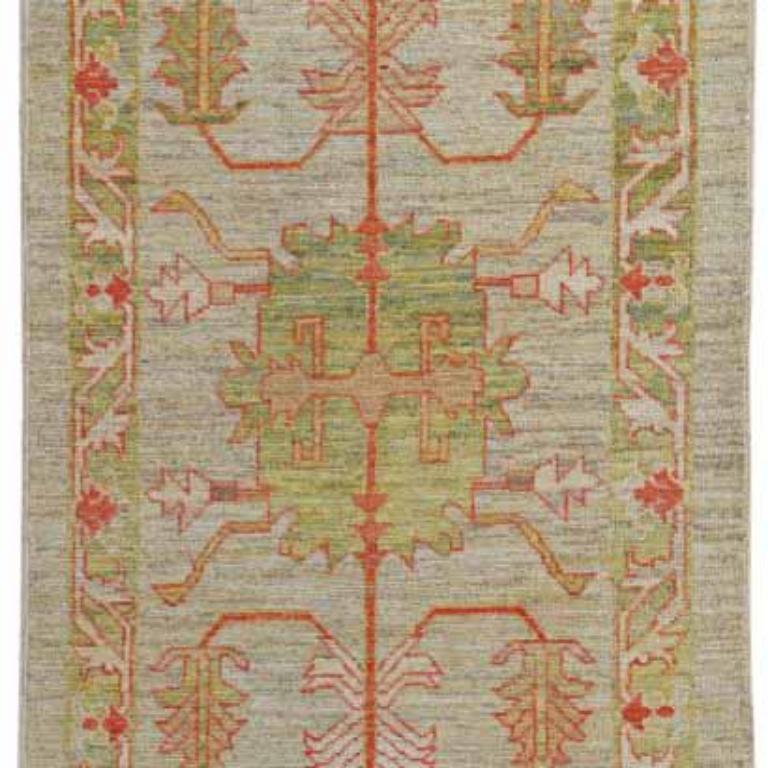 Afghanistan Serapi-Läufer - Wolle Grün Elfenbein Rot Design - 91003 (Stammeskunst) im Angebot