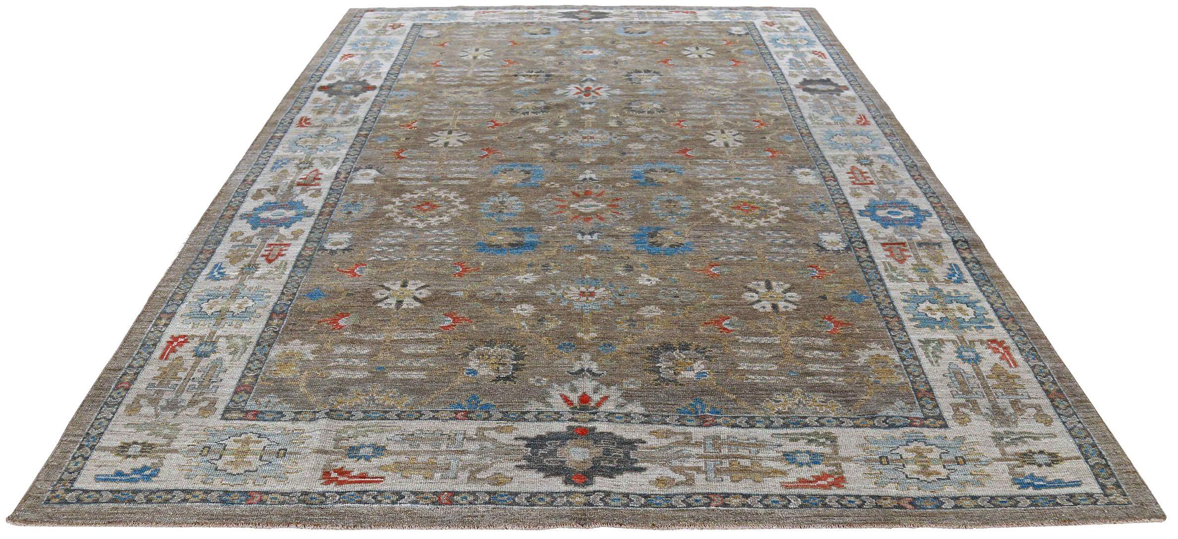 Entdecken Sie die Eleganz von Afghanistan Sultanabad mit Teppichen um 1990. Dieses exklusive Design aus Wolle und BlauBraunElfenbein ist perfekt, um Ihren Raum zu verschönern.