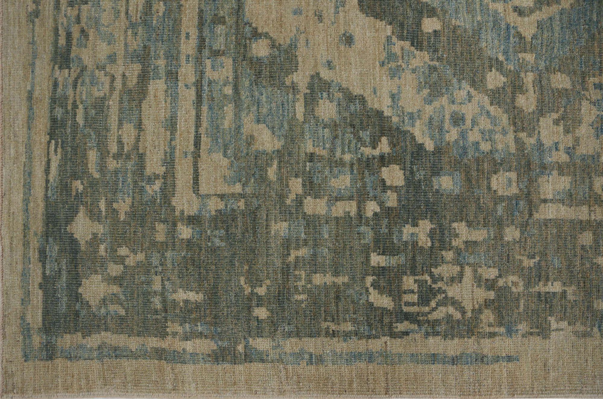 Entdecken Sie die Eleganz von Afghanistan Sultanabad mit Teppichen um 1990. Dieses exklusive Design aus Wolle und BraunGrauElfenbein ist perfekt, um Ihren Raum zu verschönern.
