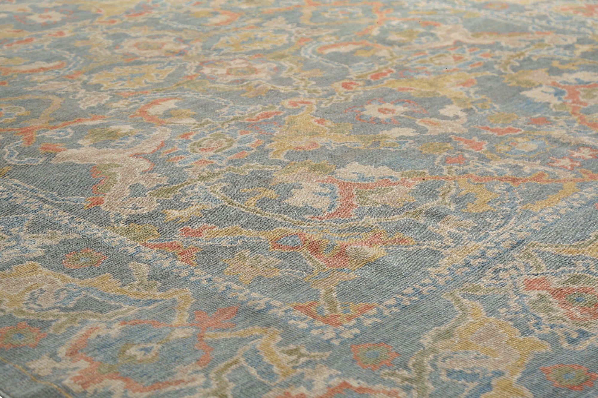 Entdecken Sie die Eleganz von Afghanistan Sultanabad mit Teppichen um 1990. Dieses exklusive Design aus Wolle und Grau ist perfekt, um Ihren Raum zu verschönern.