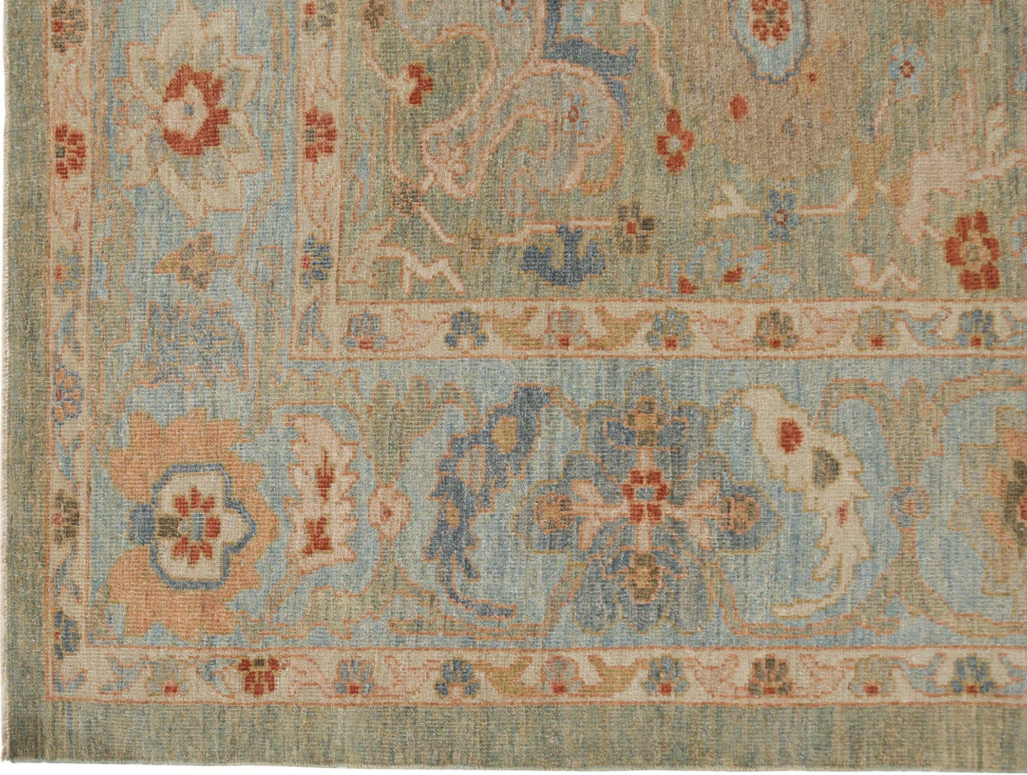 Entdecken Sie die Eleganz von Afghanistan Sultanabad mit Teppichen um 1990. Dieses exklusive Design aus Wolle und Grün ist perfekt, um Ihren Raum zu verschönern.