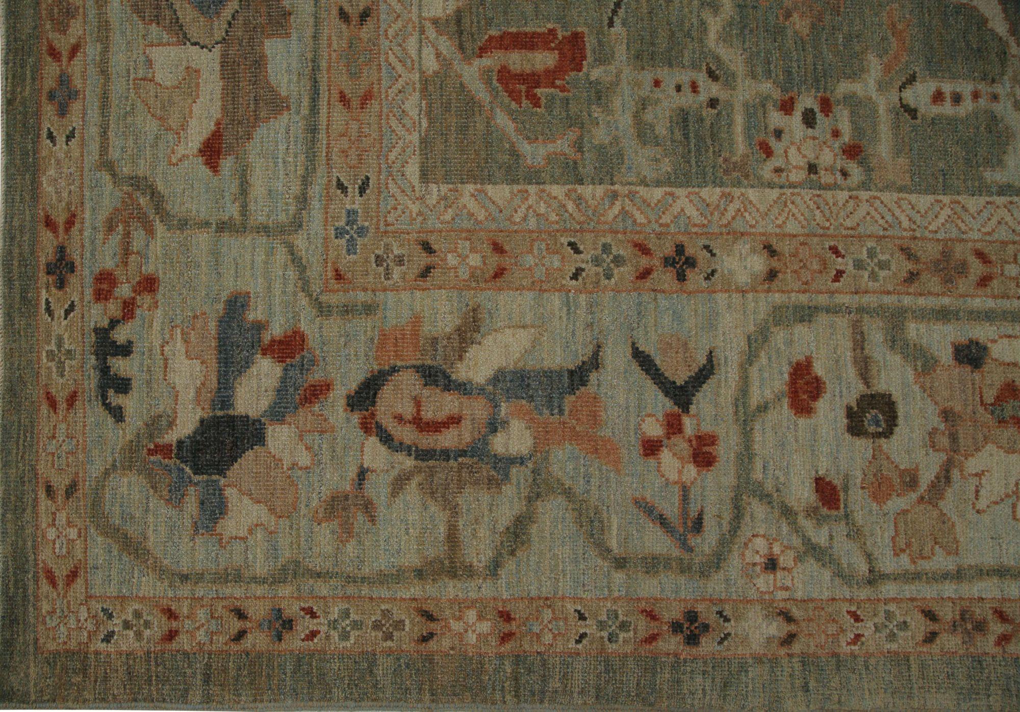 Entdecken Sie die Eleganz von Afghanistan Sultanabad mit Teppichen um 1990. Dieses exklusive Design aus Wolle und Grün ist perfekt, um Ihren Raum zu verschönern.