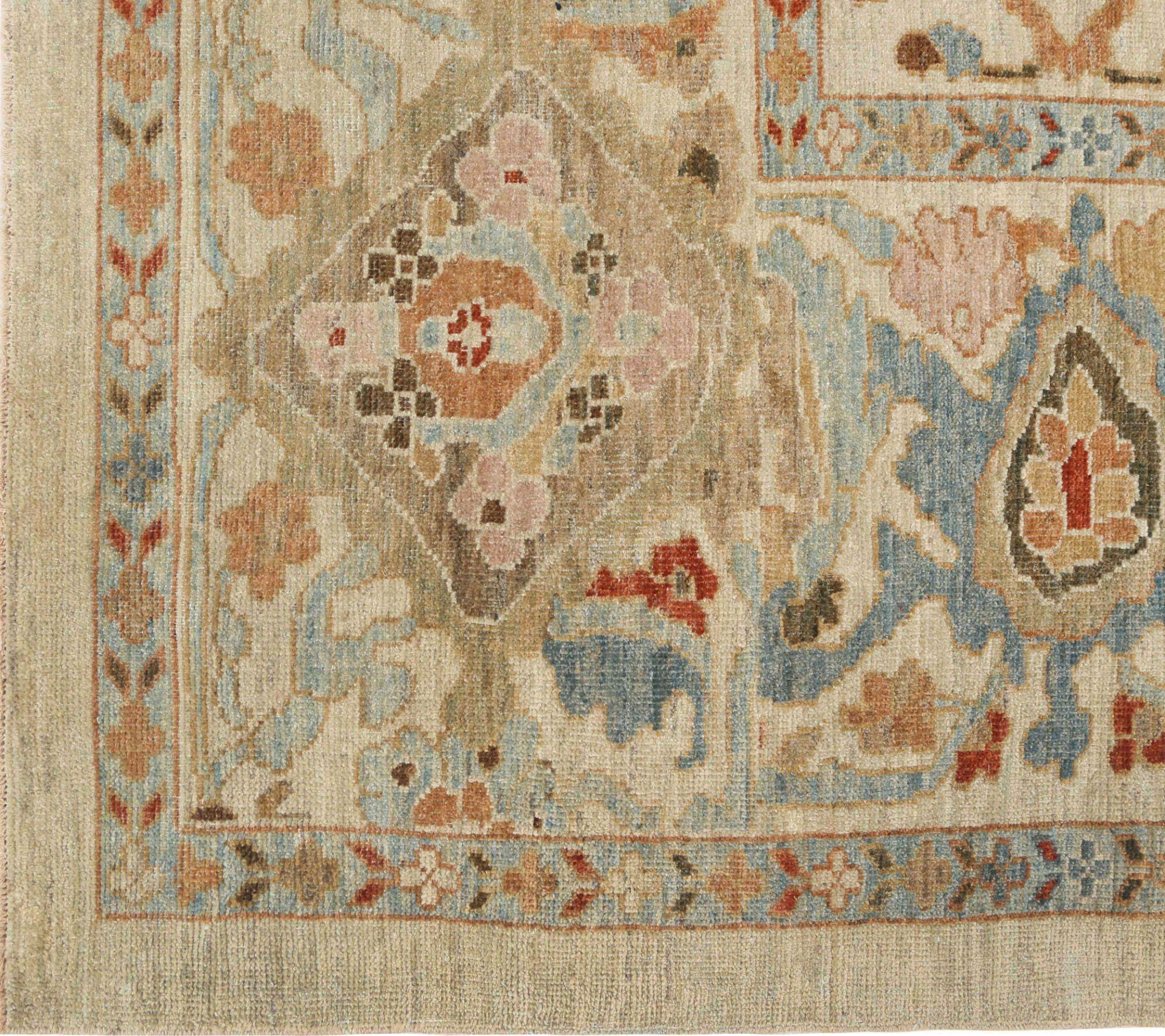 Entdecken Sie die Eleganz von Afghanistan Sultanabad mit Teppichen um 1990. Dieses exklusive Design aus Wolle und Elfenbein ist perfekt, um Ihren Raum zu verschönern.