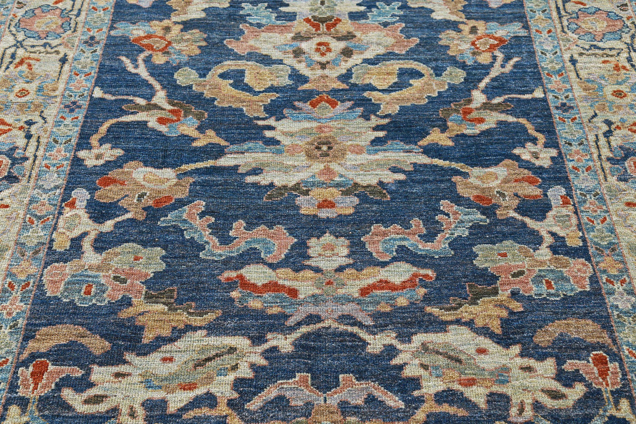 Sultanabad-Teppiche aus Wolle in Elfenbein, Marineblau und Blau und Rot aus Afghanistan - 90932 (Stammeskunst) im Angebot