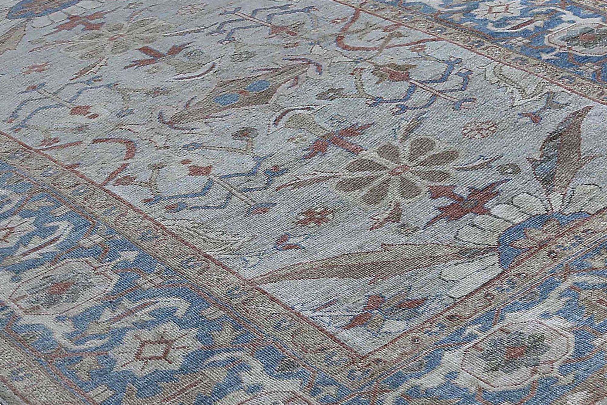 Entdecken Sie die Eleganz von Afghanistan Sultanabad mit Teppichen um 1990. Dieses exklusive Design aus Wolle und Hellblau ist perfekt, um Ihren Raum zu verschönern.