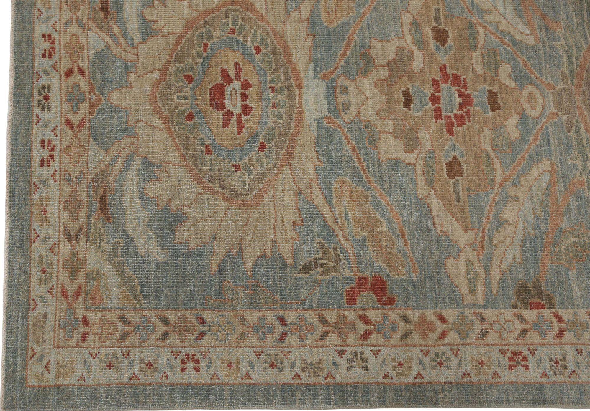 Entdecken Sie die Eleganz des afghanischen Sultanabad-Teppichs mit Läufer um 1990. Dieses exklusive Design aus Wolle und Grau ist perfekt, um Ihren Raum zu verschönern.