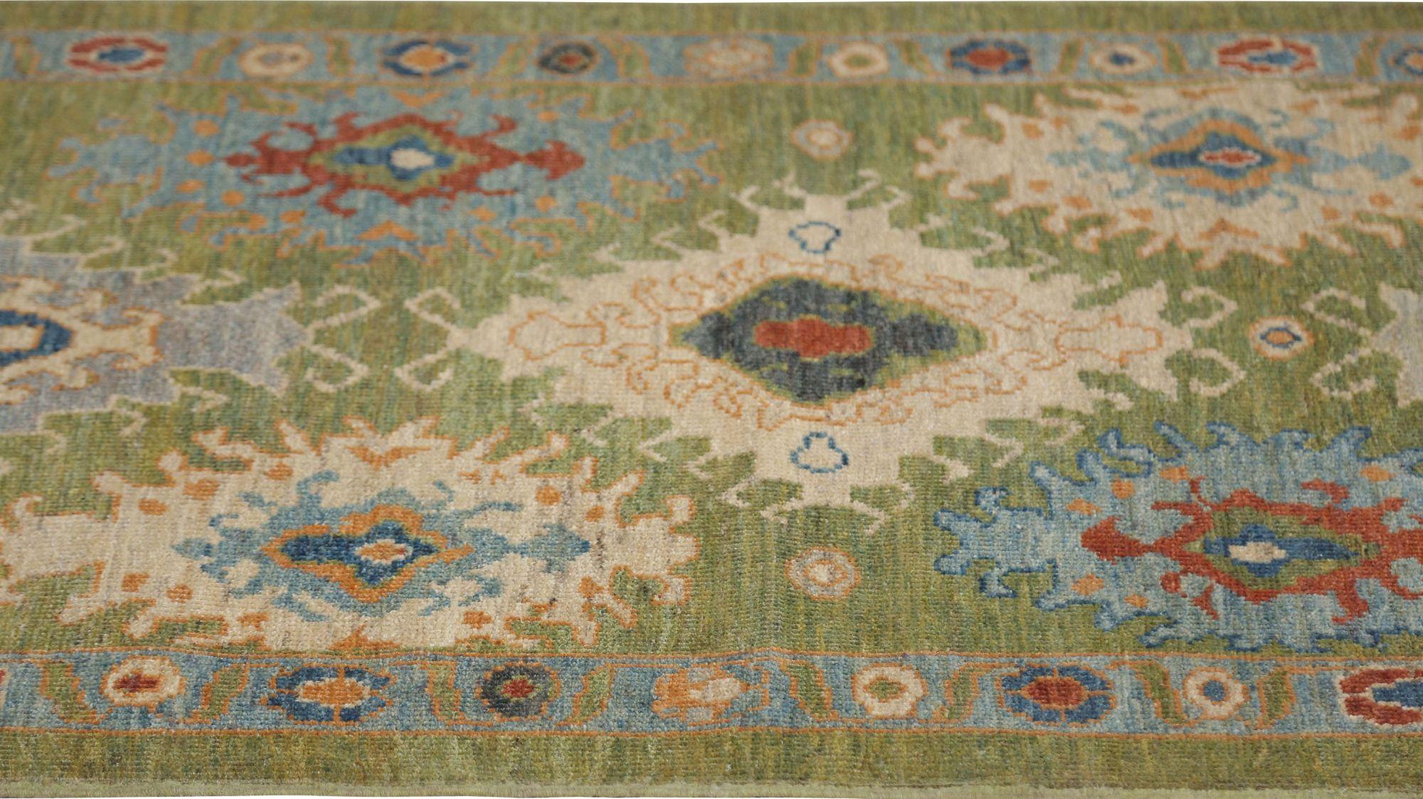 Sultanabad-Läufer aus Afghanistan in Sultanabad - Wolle in grünem Design - 95824 im Zustand „Hervorragend“ im Angebot in Dallas, TX