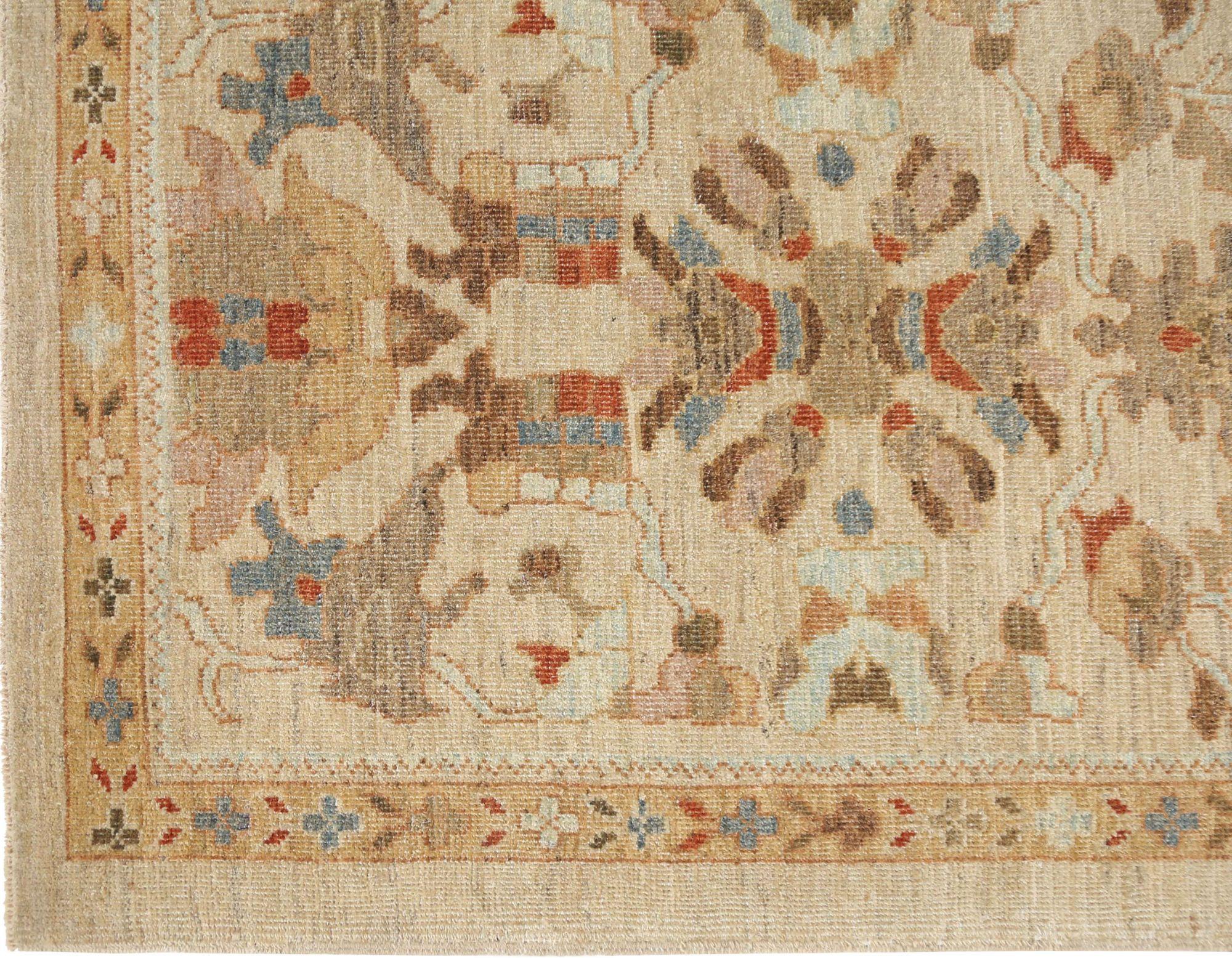 Entdecken Sie die Eleganz des afghanischen Sultanabad-Teppichs mit Läufer um 1990. Dieses exklusive Design aus Wolle und Elfenbein ist perfekt, um Ihren Raum zu verschönern.
