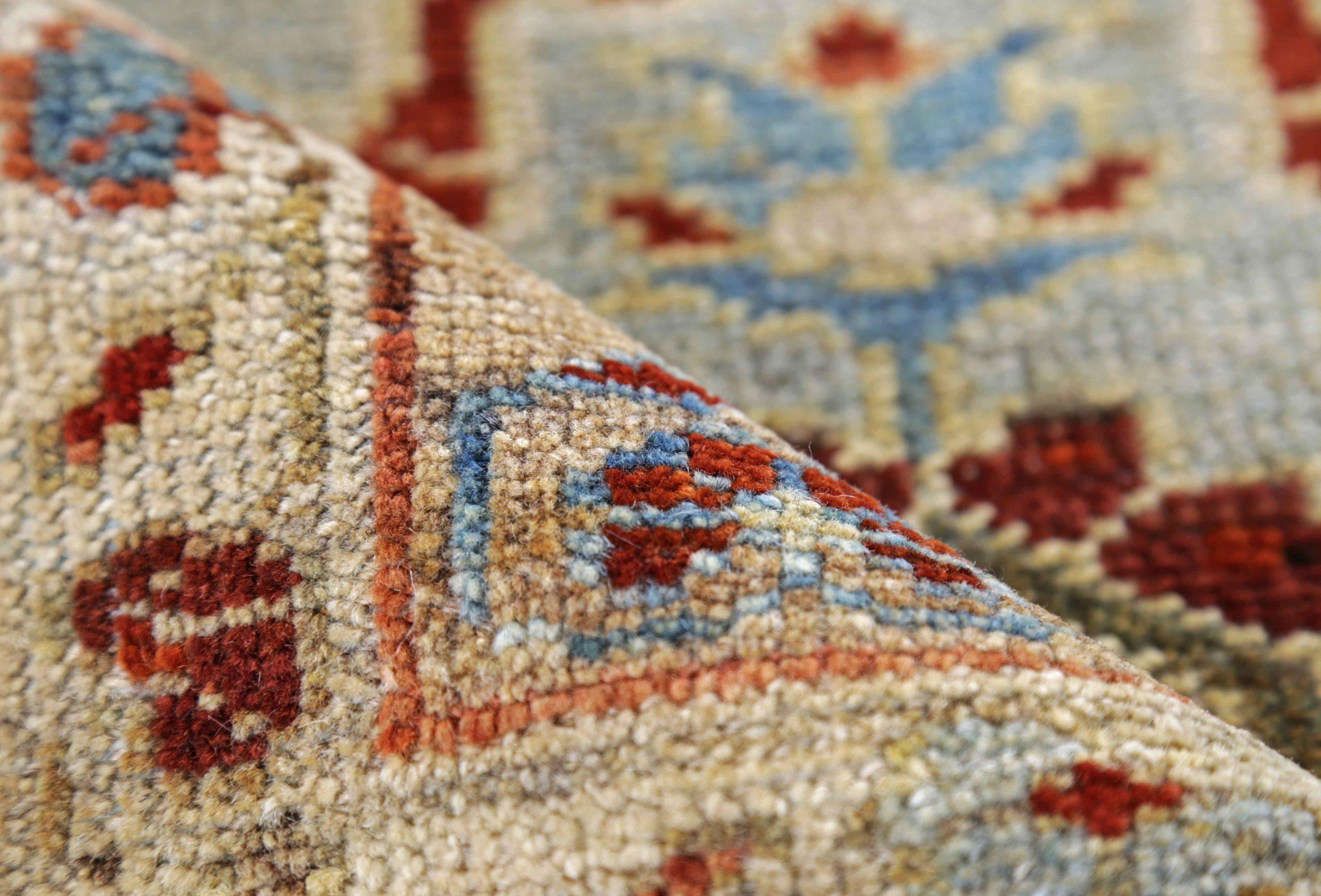 Sultanabad Afghanistan Sultanabad Kleiner Teppich Circa 1990 - Wolle Blau Elfenbein Rot Design - 90980 (20. Jahrhundert) im Angebot